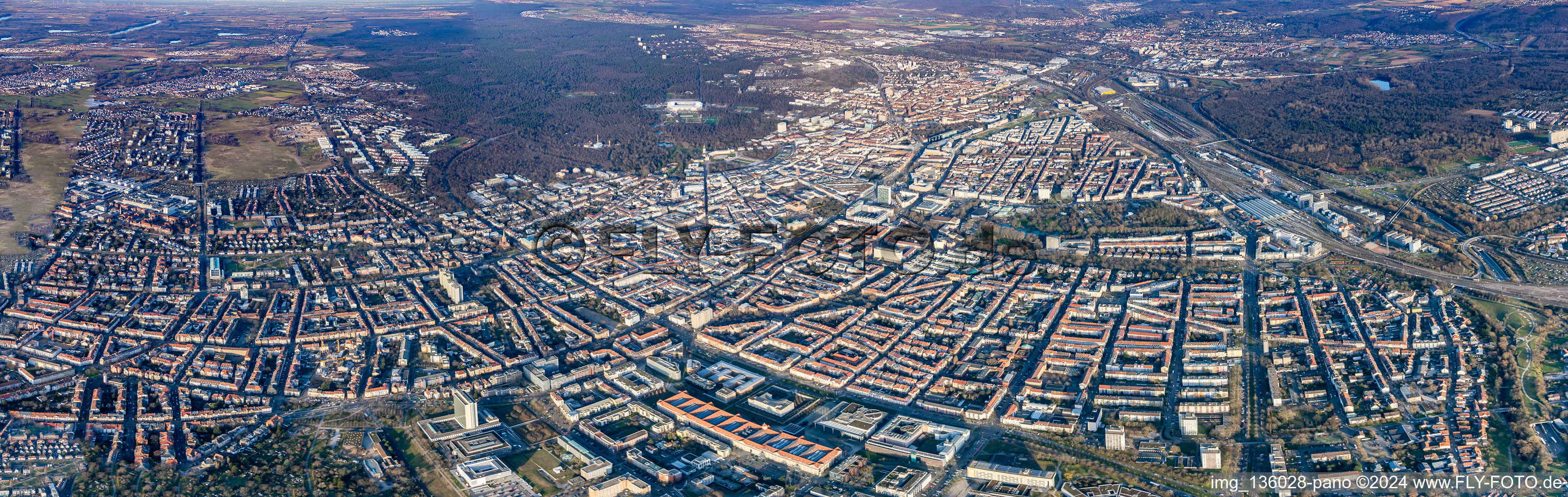 Vue aérienne de Panorama du sud-ouest à le quartier Beiertheim-Bulach in Karlsruhe dans le département Bade-Wurtemberg, Allemagne