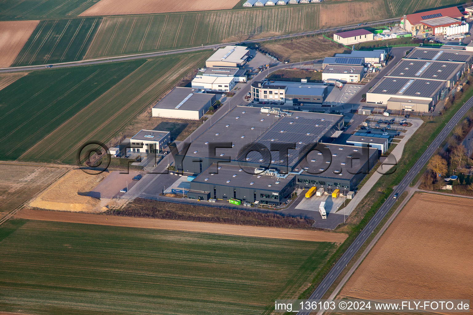 Vue aérienne de Parc industriel W II vu de l'ouest à Herxheim bei Landau dans le département Rhénanie-Palatinat, Allemagne