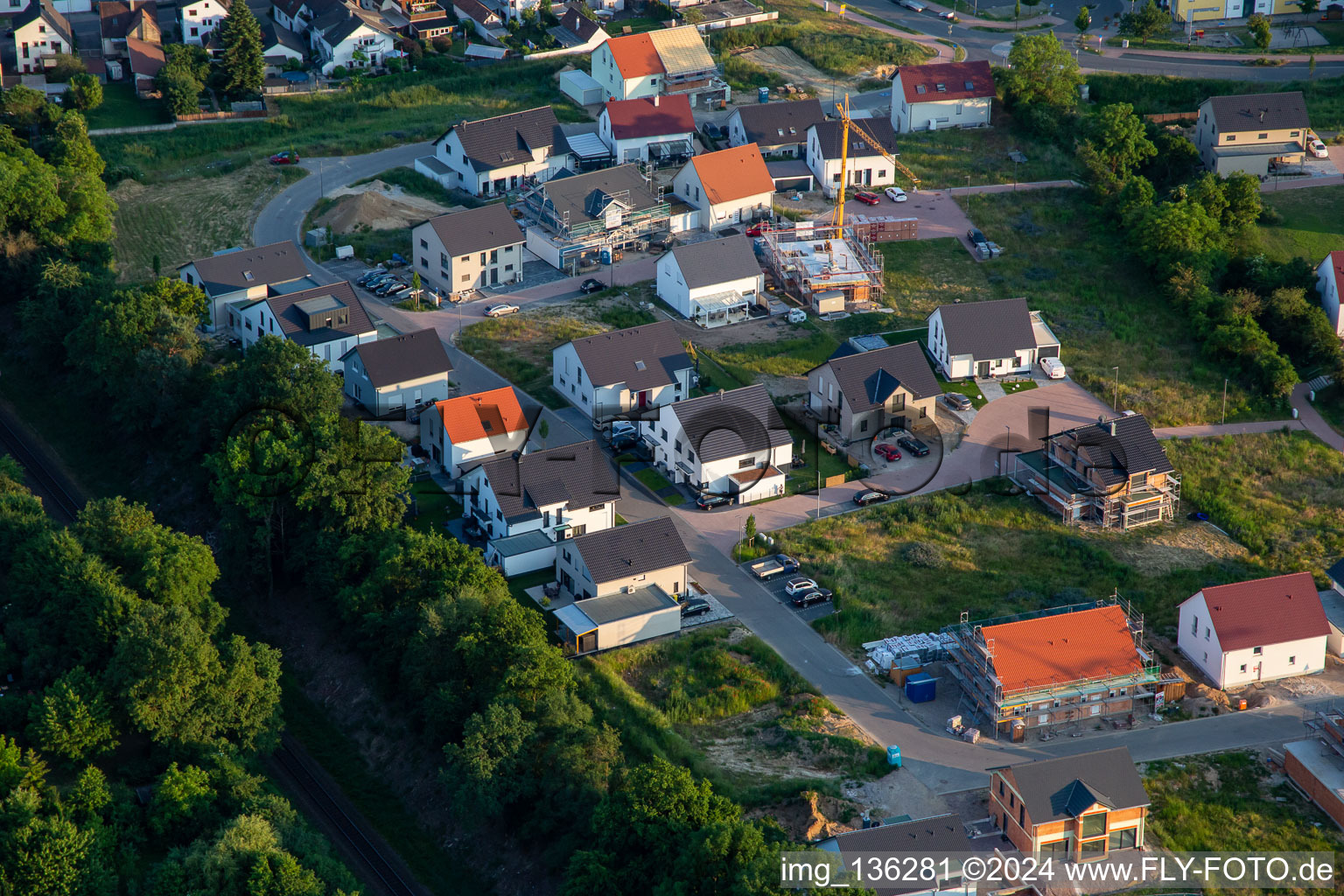 Vue aérienne de Nouvelle zone de développement Rosenweg à Kandel dans le département Rhénanie-Palatinat, Allemagne