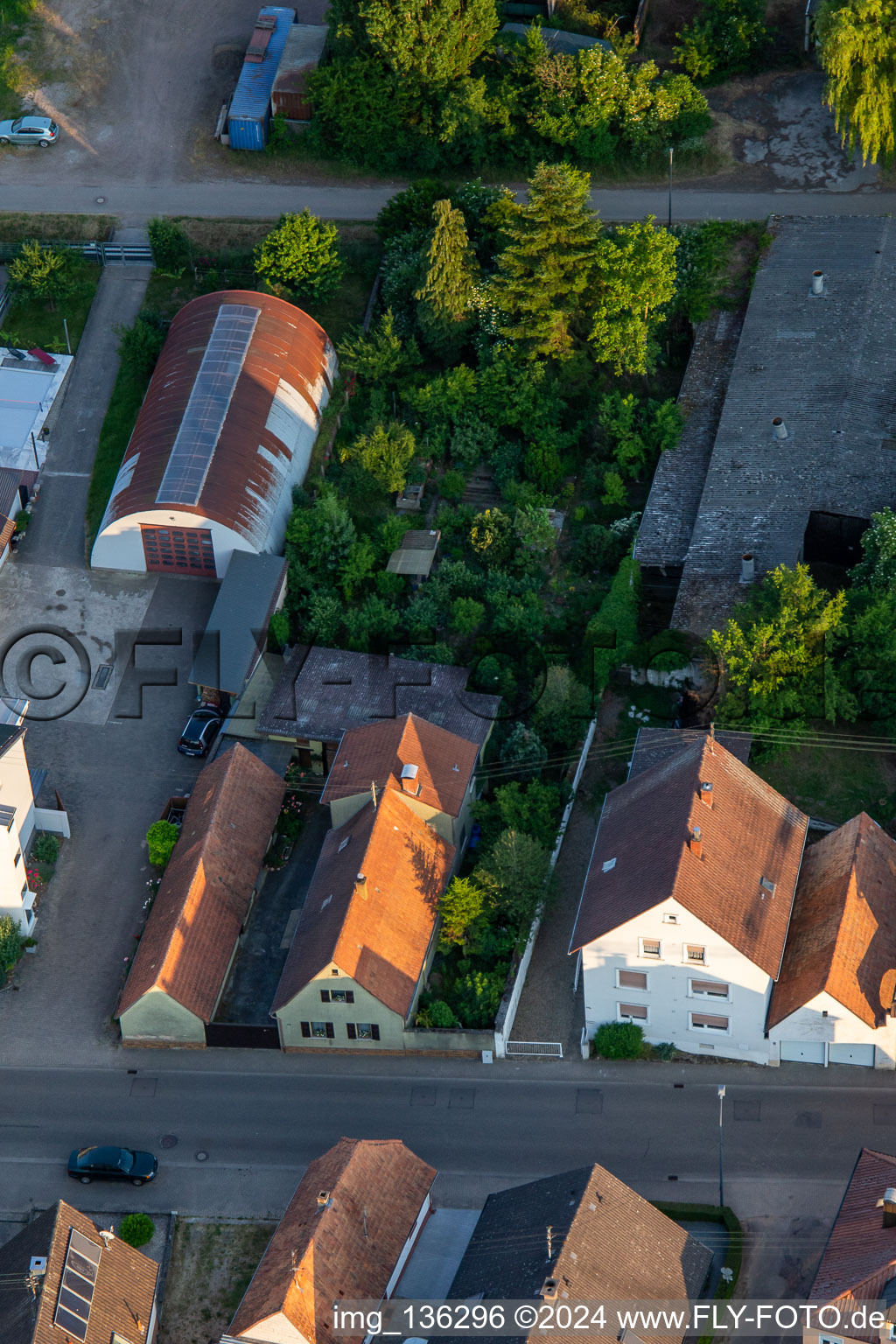 Image drone de Sarrestr à Kandel dans le département Rhénanie-Palatinat, Allemagne