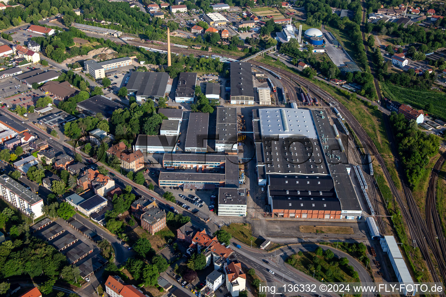 Vue aérienne de VIS Verkehrs Industrie Systeme GmbH à Halberstadt dans le département Saxe-Anhalt, Allemagne