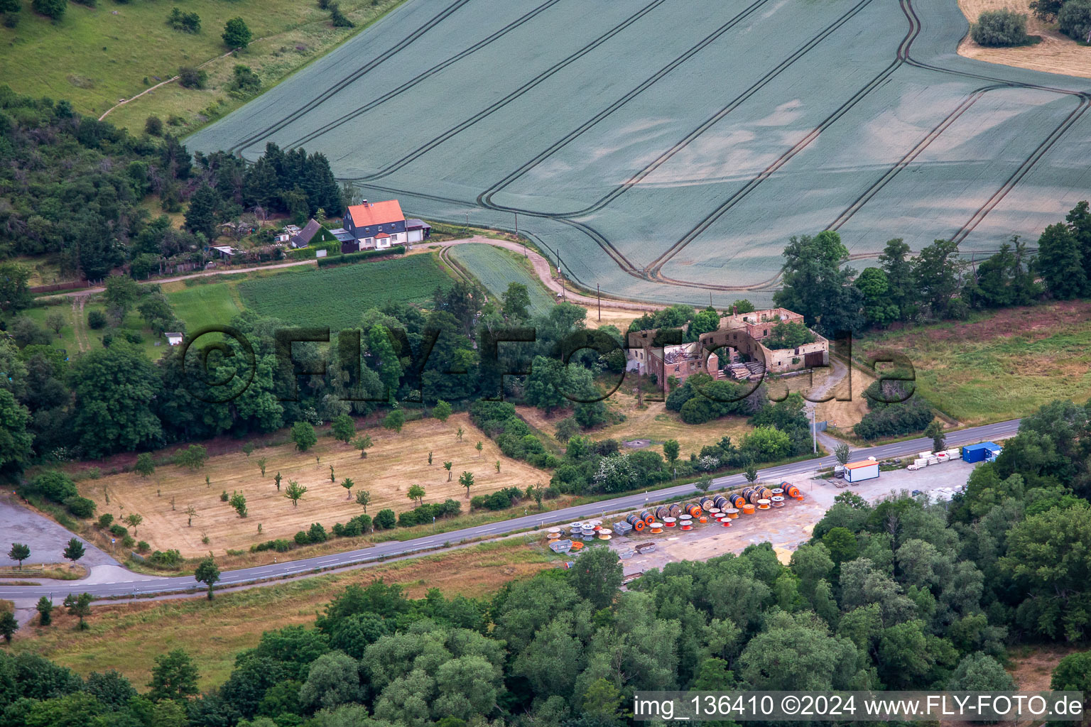 Vue aérienne de Ruines de la Quedlinburger-Straße à le quartier Weddersleben in Thale dans le département Saxe-Anhalt, Allemagne