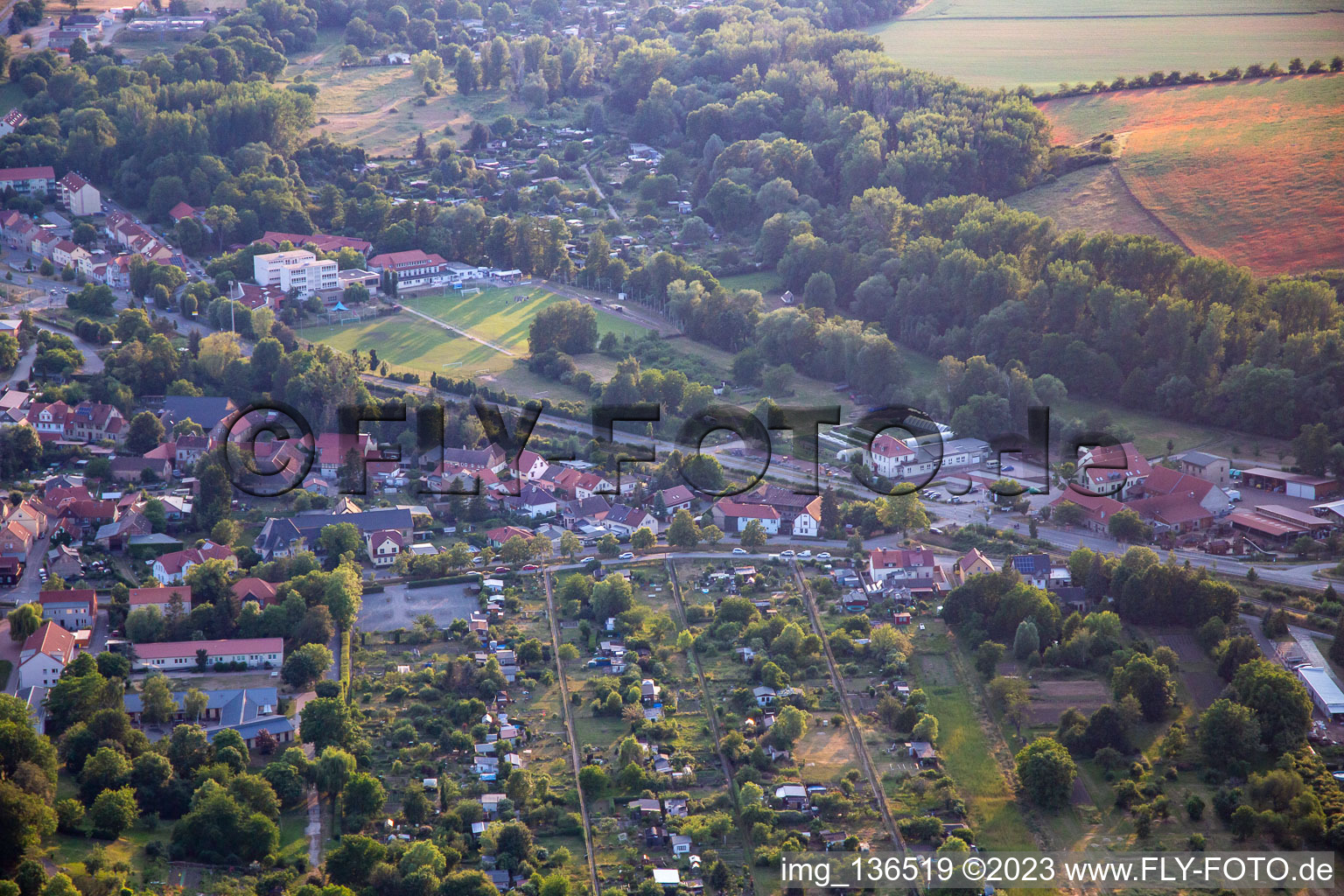 Vue aérienne de Bodestadion" Neinstedt à le quartier Neinstedt in Thale dans le département Saxe-Anhalt, Allemagne
