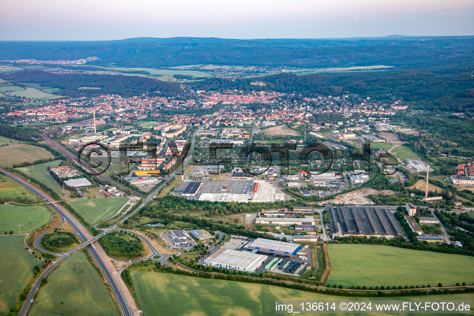 Vue aérienne de De l'ouest à Blankenburg dans le département Saxe-Anhalt, Allemagne