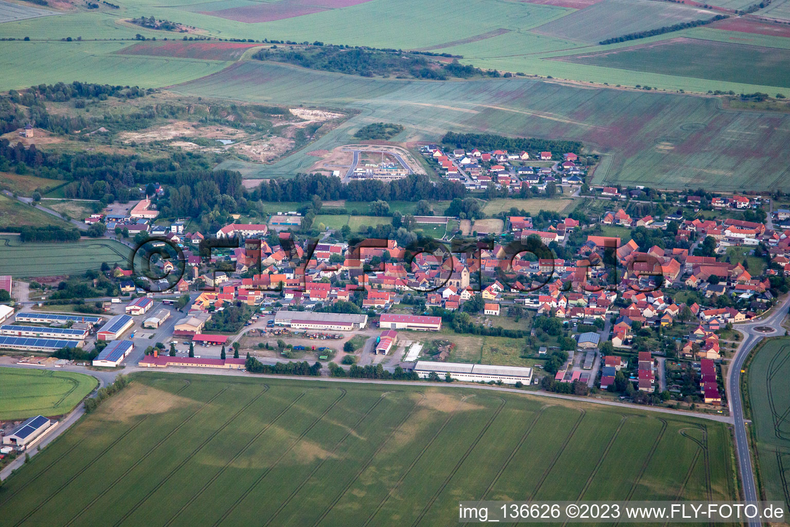 Vue aérienne de Con SUBST à le quartier Warnstedt in Thale dans le département Saxe-Anhalt, Allemagne