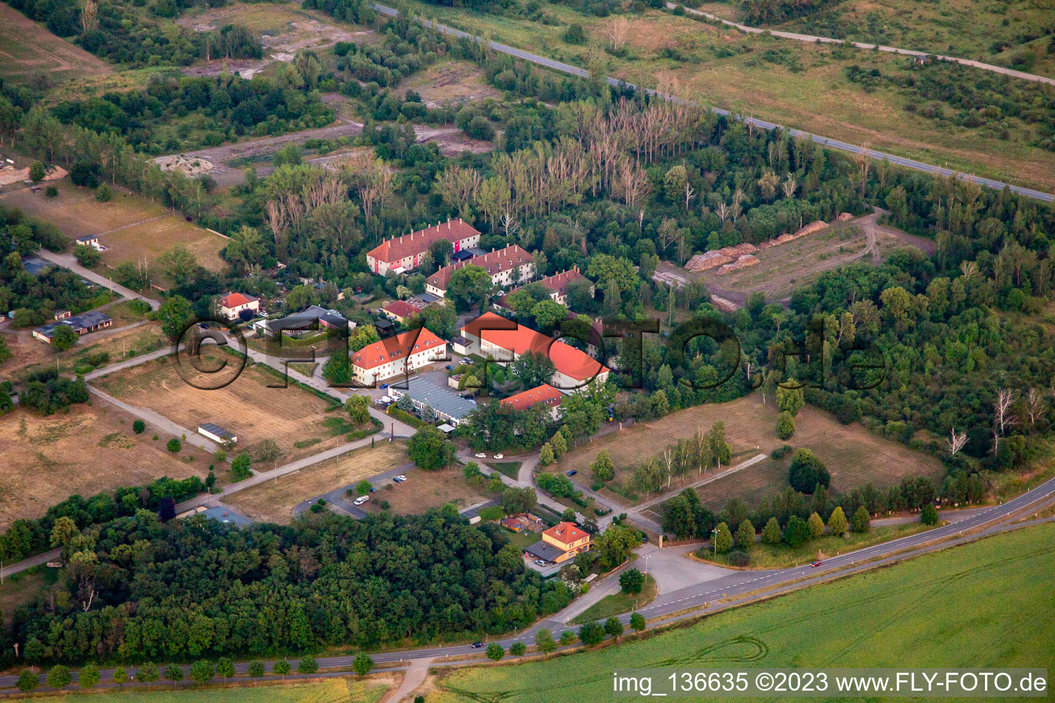 Vue aérienne de Möbel Brunner GmbH à le quartier Quarmbeck in Quedlinburg dans le département Saxe-Anhalt, Allemagne