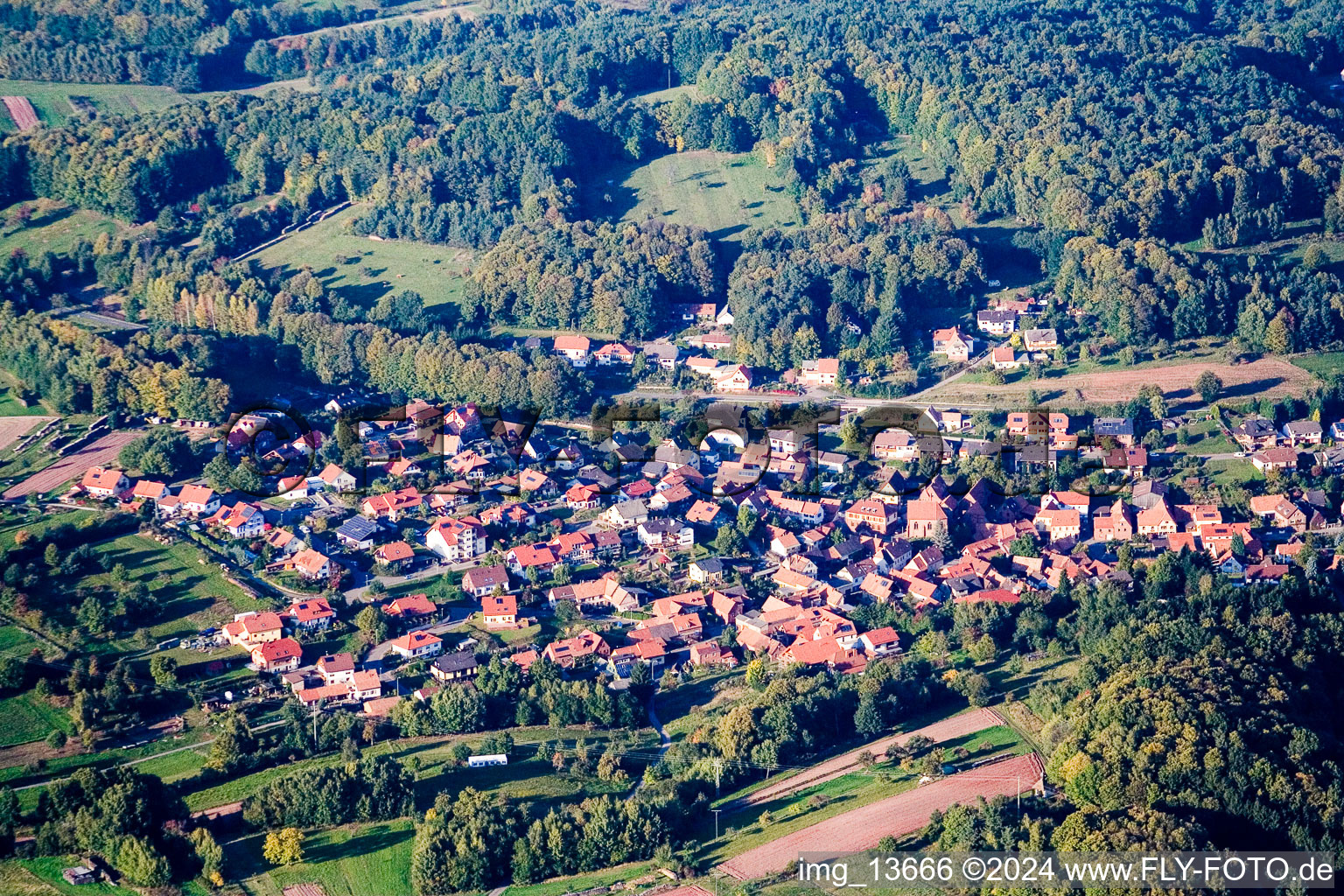 Image drone de Quartier Gossersweiler in Gossersweiler-Stein dans le département Rhénanie-Palatinat, Allemagne