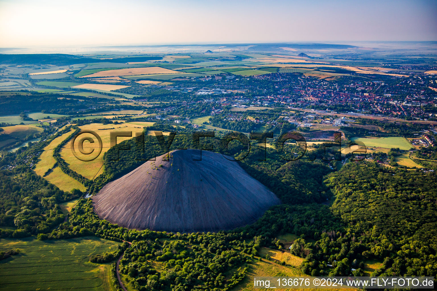 Tas "Hohe Lind à Sangerhausen dans le département Saxe-Anhalt, Allemagne d'en haut