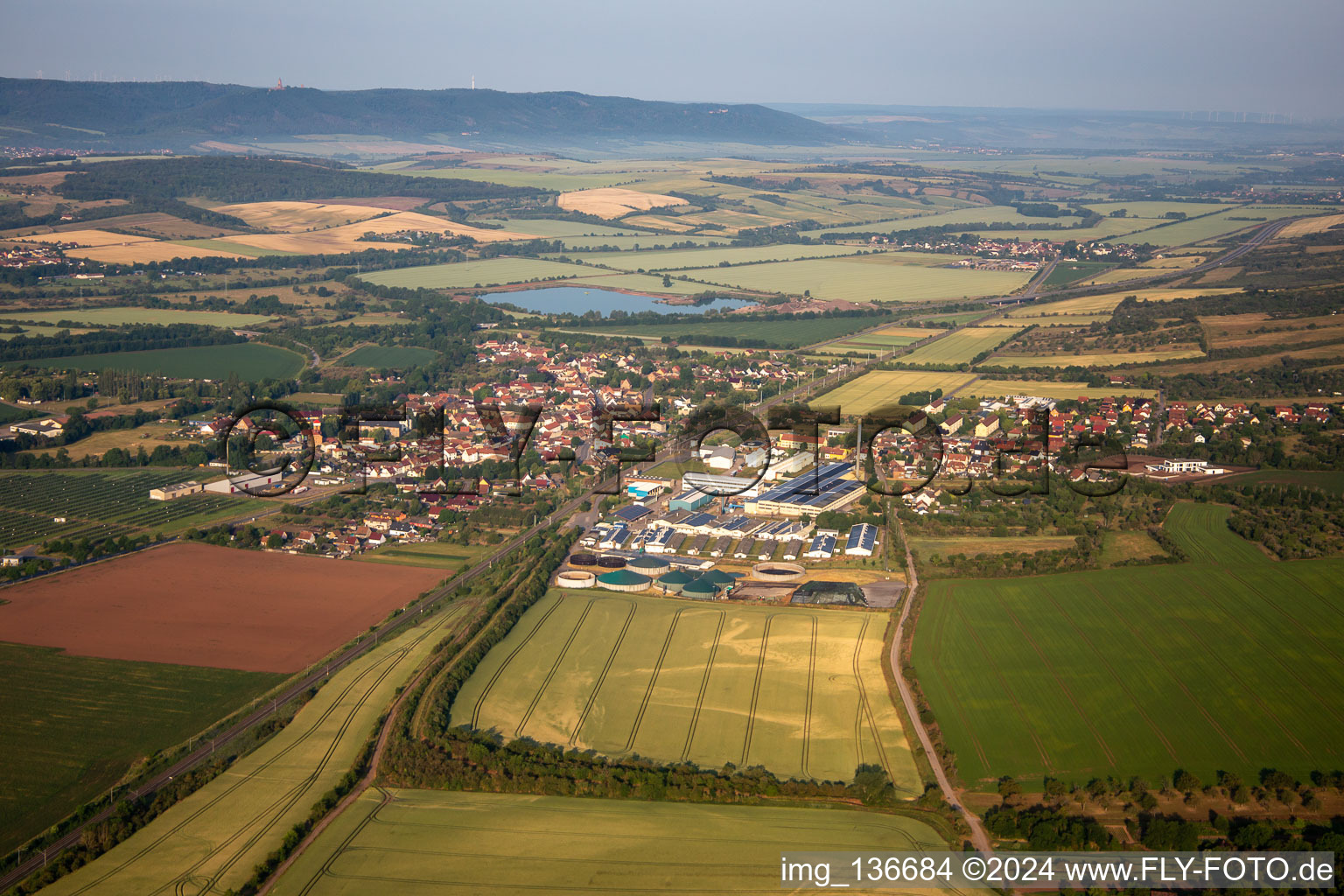 Vue aérienne de Wallhausen dans le département Saxe-Anhalt, Allemagne