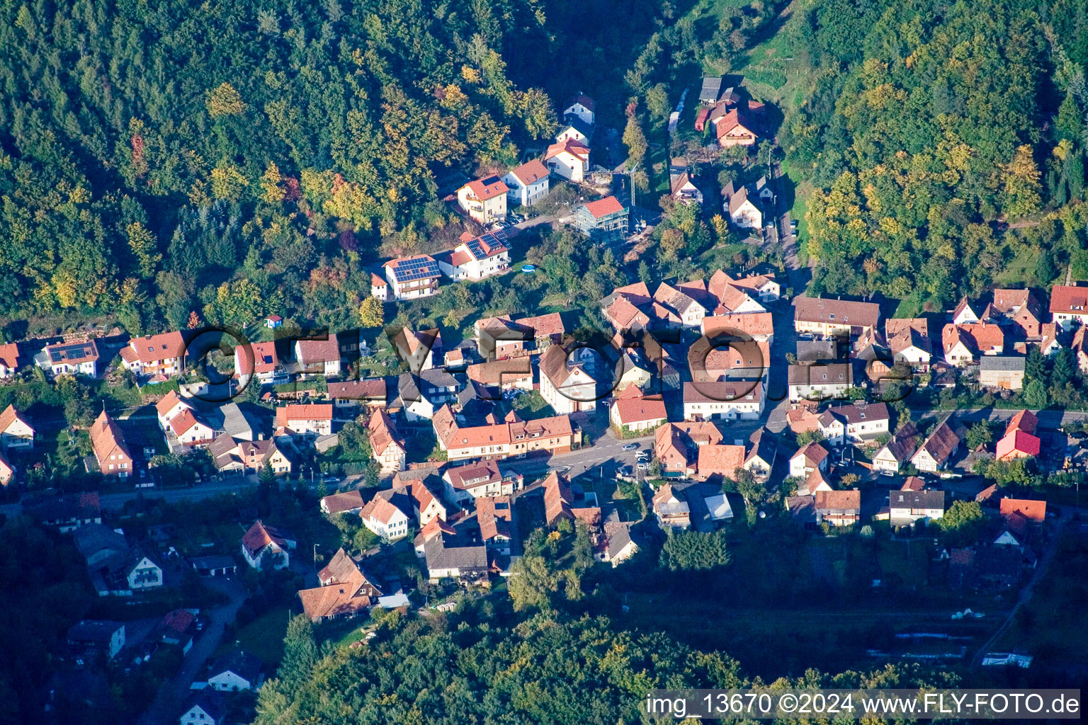 Waldrohrbach dans le département Rhénanie-Palatinat, Allemagne hors des airs