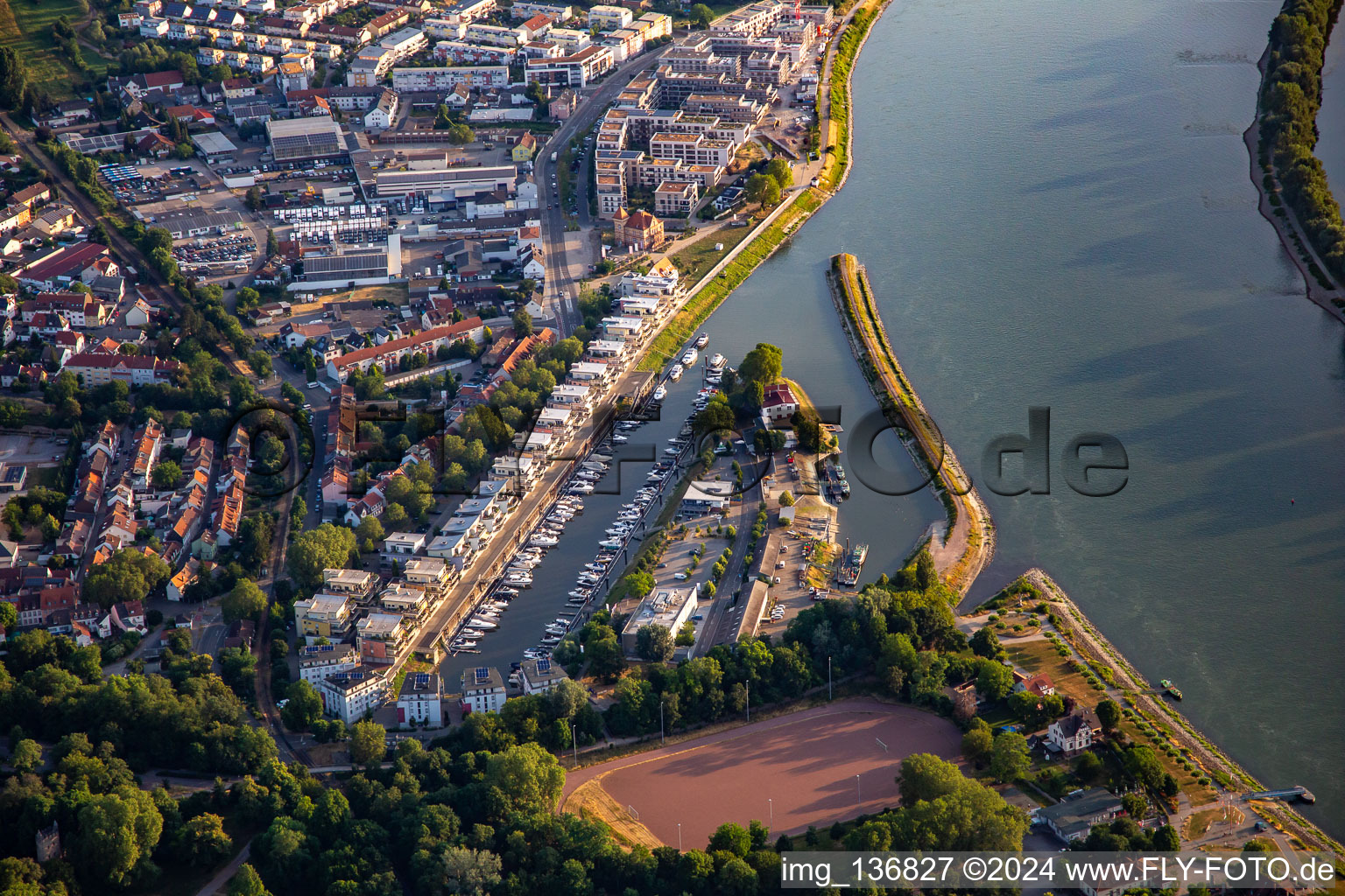 Vue aérienne de Marina Speyer à Speyer dans le département Rhénanie-Palatinat, Allemagne