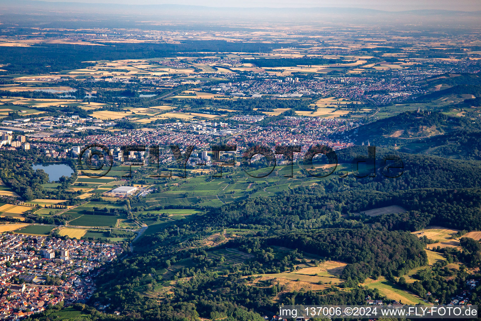 Vue aérienne de Du sud-est à Bensheim dans le département Hesse, Allemagne