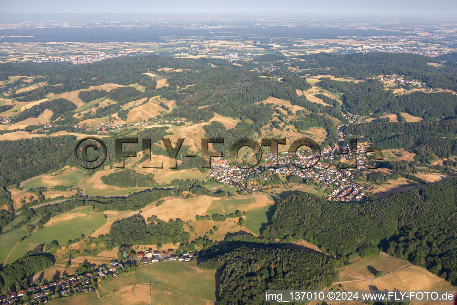 Vue aérienne de Quartier Bonsweiher in Mörlenbach dans le département Hesse, Allemagne