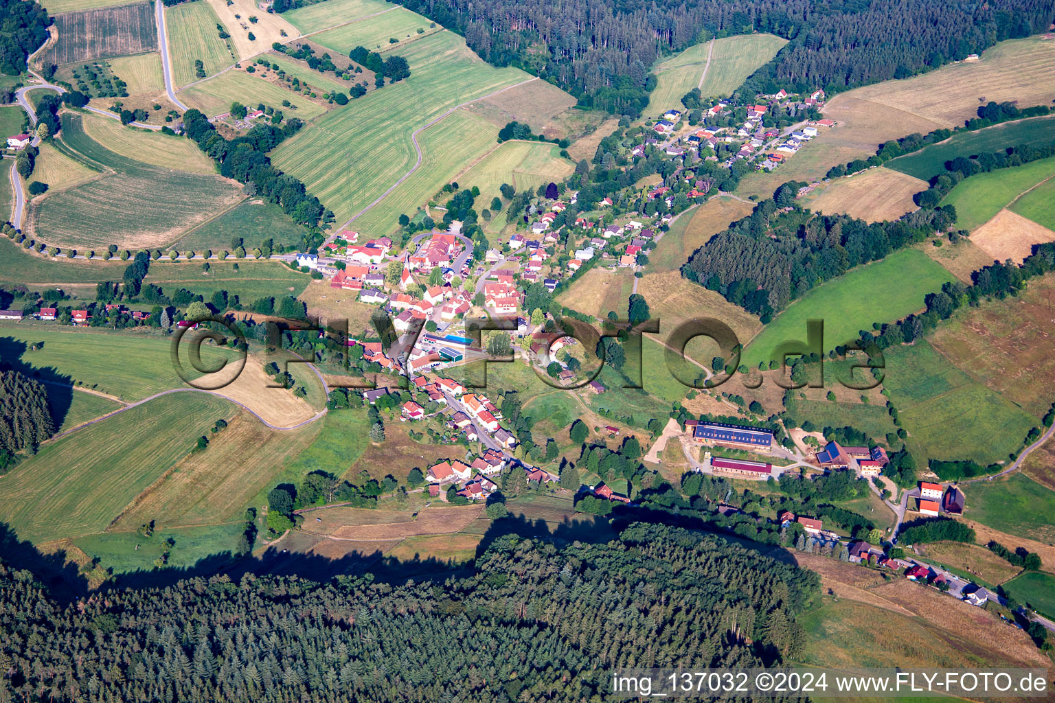 Quartier Güttersbach in Mossautal dans le département Hesse, Allemagne d'en haut