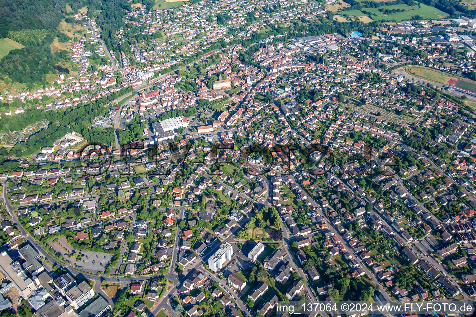 Erbach dans le département Hesse, Allemagne depuis l'avion