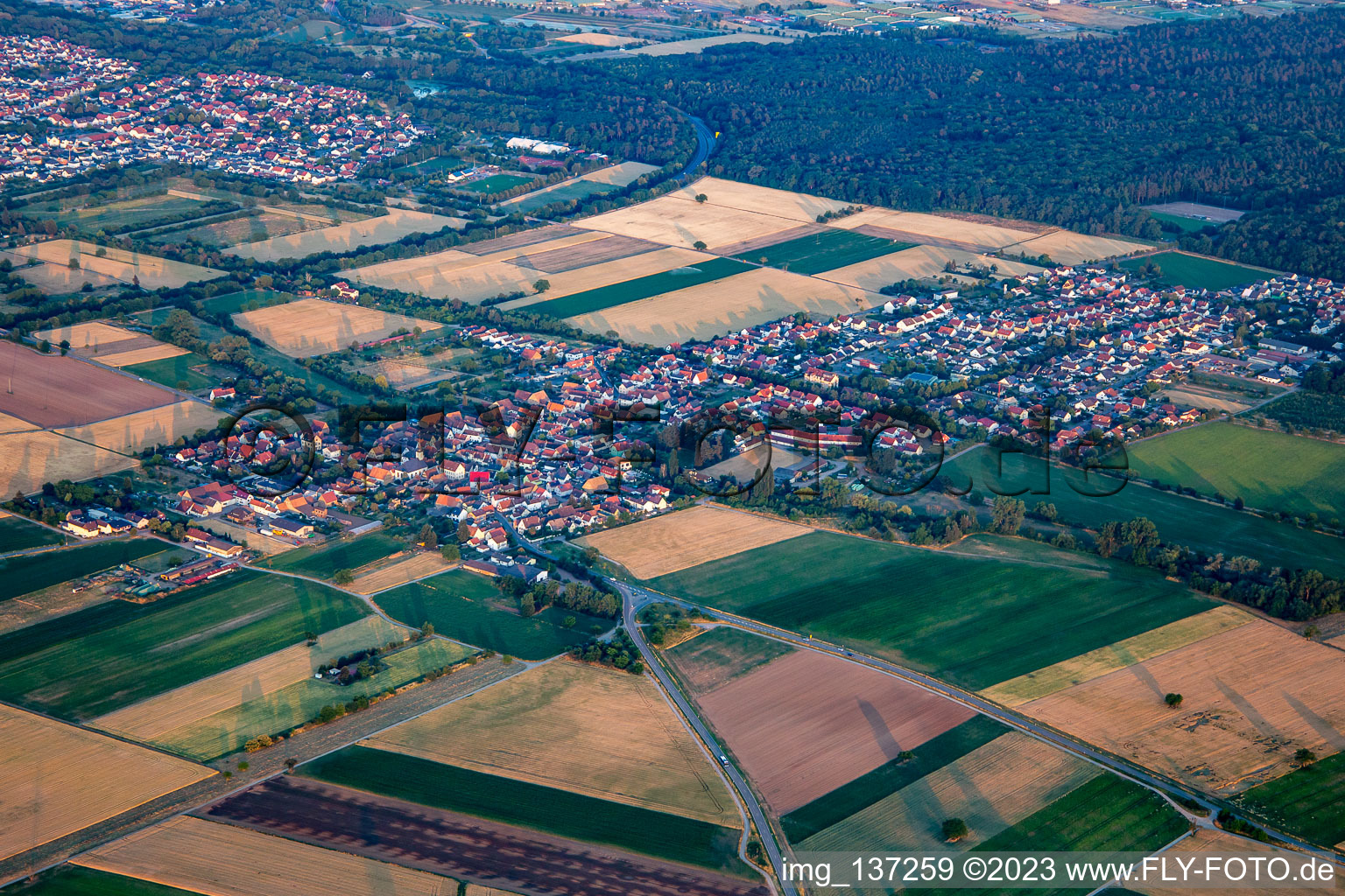 Vue aérienne de Du nord-ouest à Westheim dans le département Rhénanie-Palatinat, Allemagne