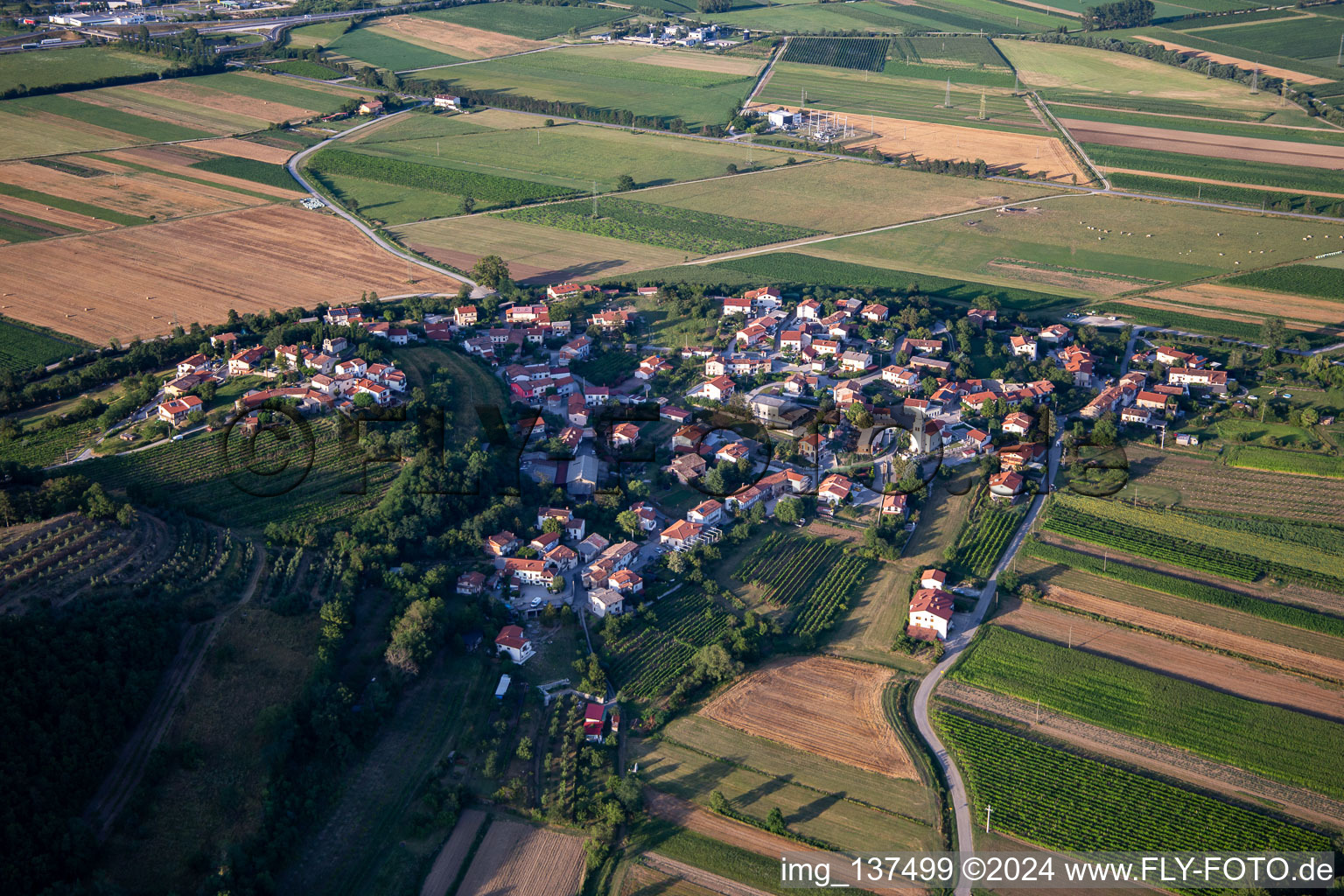 Vue aérienne de Ajdovščina dans le département Slovénie, Slovénie