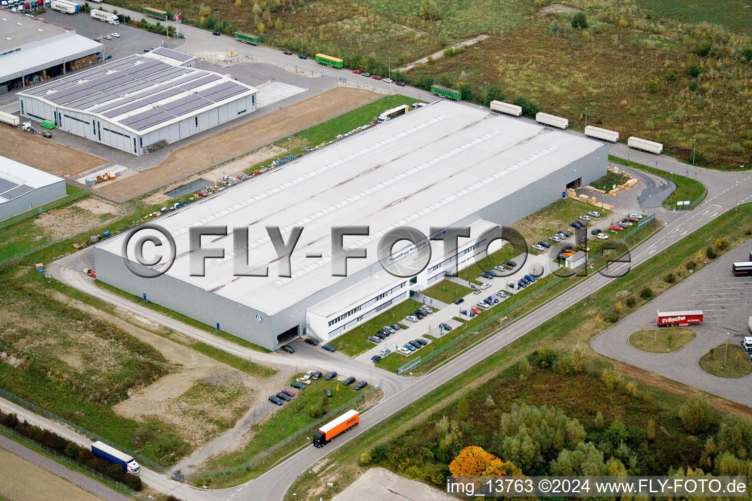 Vue aérienne de Zone industrielle d'Oberwald à Wörth am Rhein dans le département Rhénanie-Palatinat, Allemagne