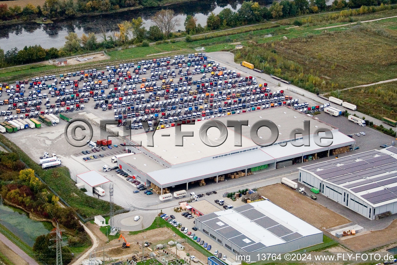 Vue aérienne de Zone industrielle d'Oberwald à Wörth am Rhein dans le département Rhénanie-Palatinat, Allemagne