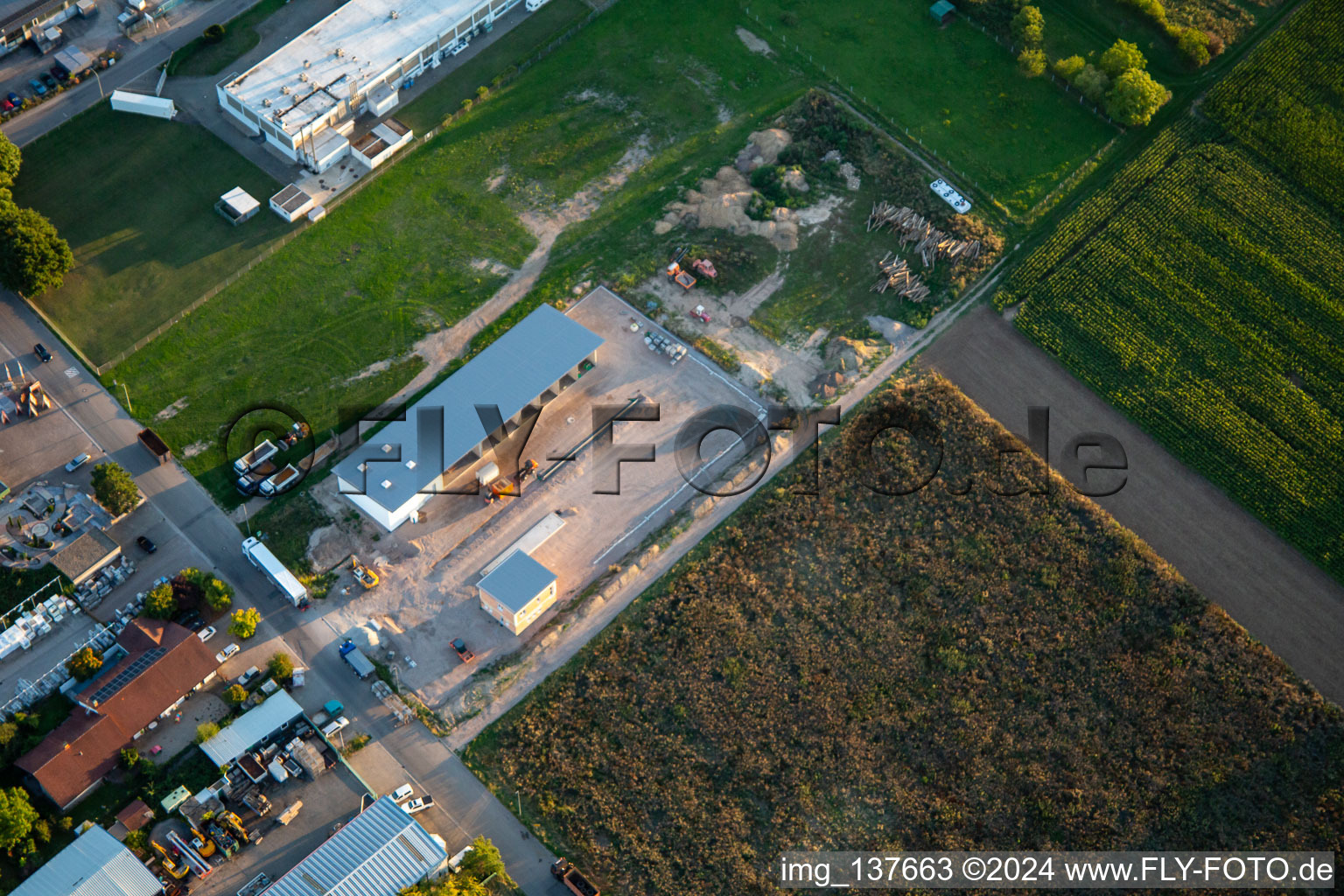 Vue aérienne de Industriestr à Billigheim-Ingenheim dans le département Rhénanie-Palatinat, Allemagne