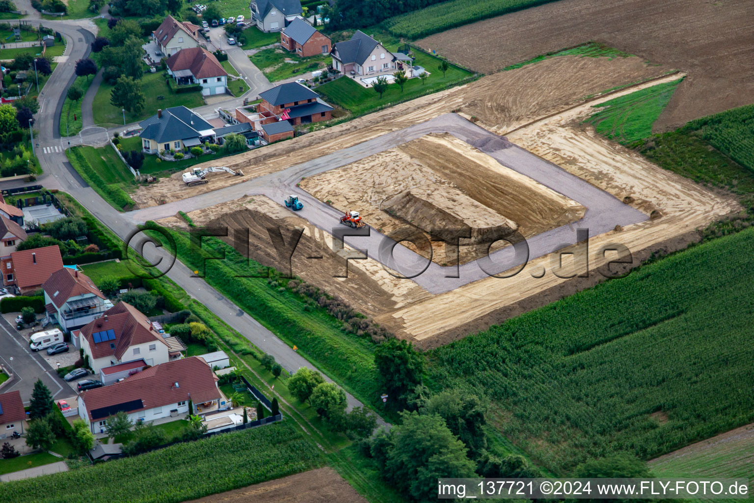 Vue aérienne de Développement d'une nouvelle zone de développement à Trimbach dans le département Bas Rhin, France