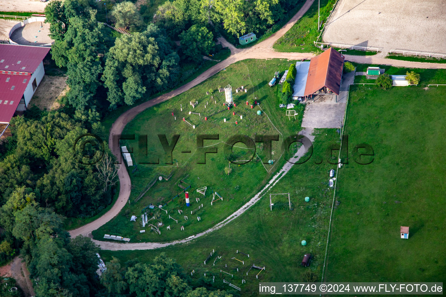 Enregistrement par drone de Harras De La Née à Mothern dans le département Bas Rhin, France