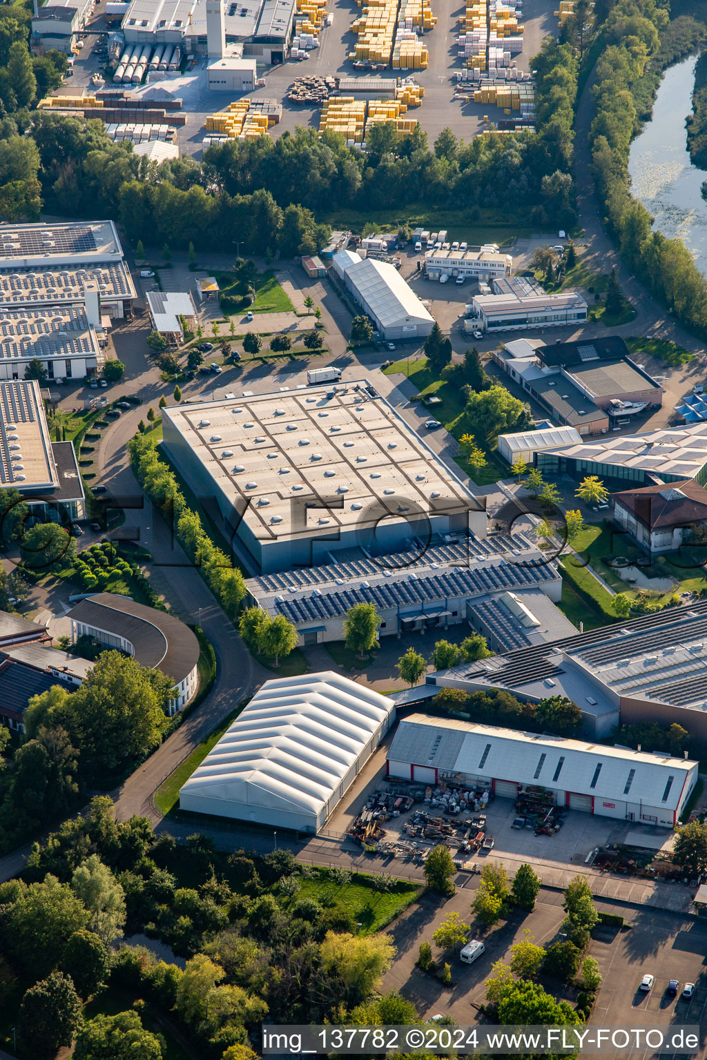 Vue aérienne de Brunner GmbH à le quartier Freistett in Rheinau dans le département Bade-Wurtemberg, Allemagne