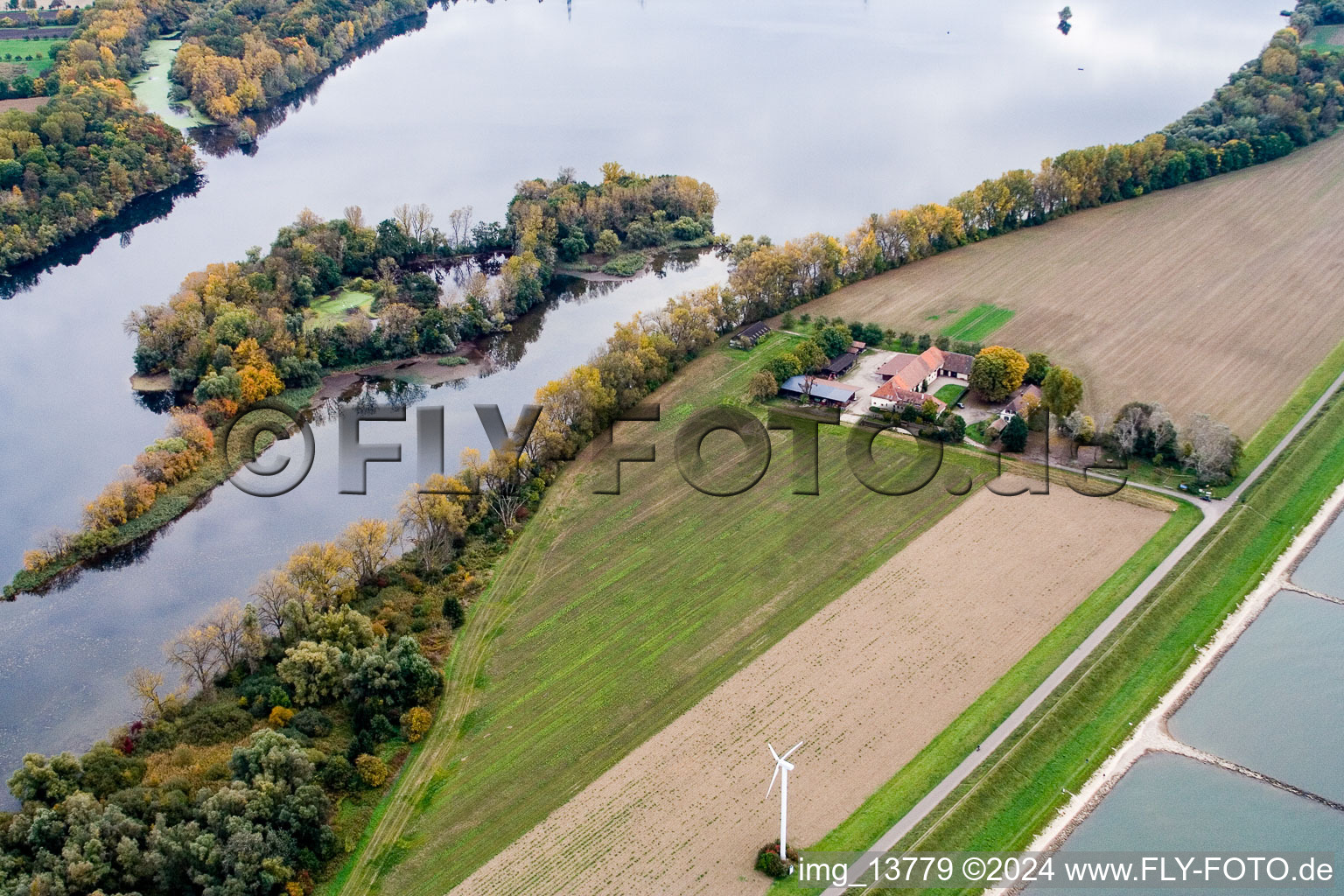 Quartier Maximiliansau in Wörth am Rhein dans le département Rhénanie-Palatinat, Allemagne vu d'un drone