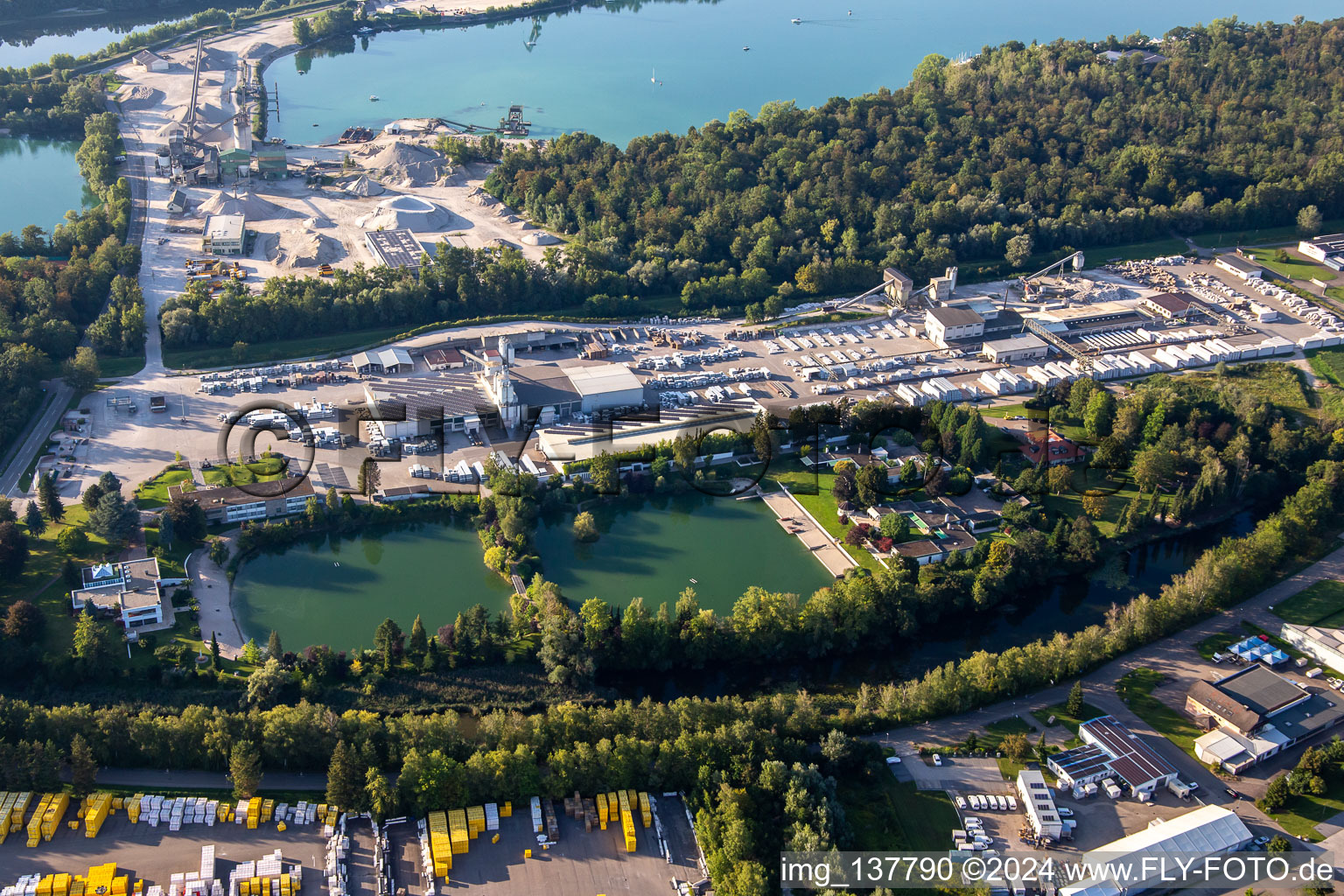 Vue aérienne de Parc de pierres de Niederrimsingen à le quartier Freistett in Rheinau dans le département Bade-Wurtemberg, Allemagne