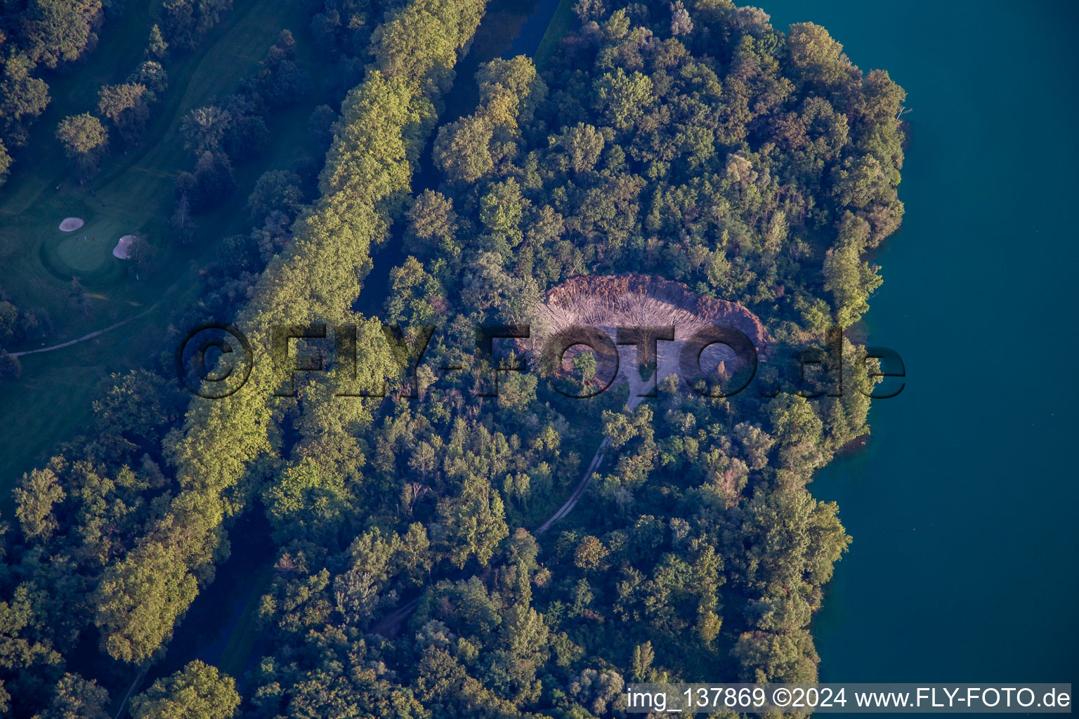 Vue aérienne de Alluvions du Parc du Fort Uhrich à Illkirch-Graffenstaden dans le département Bas Rhin, France