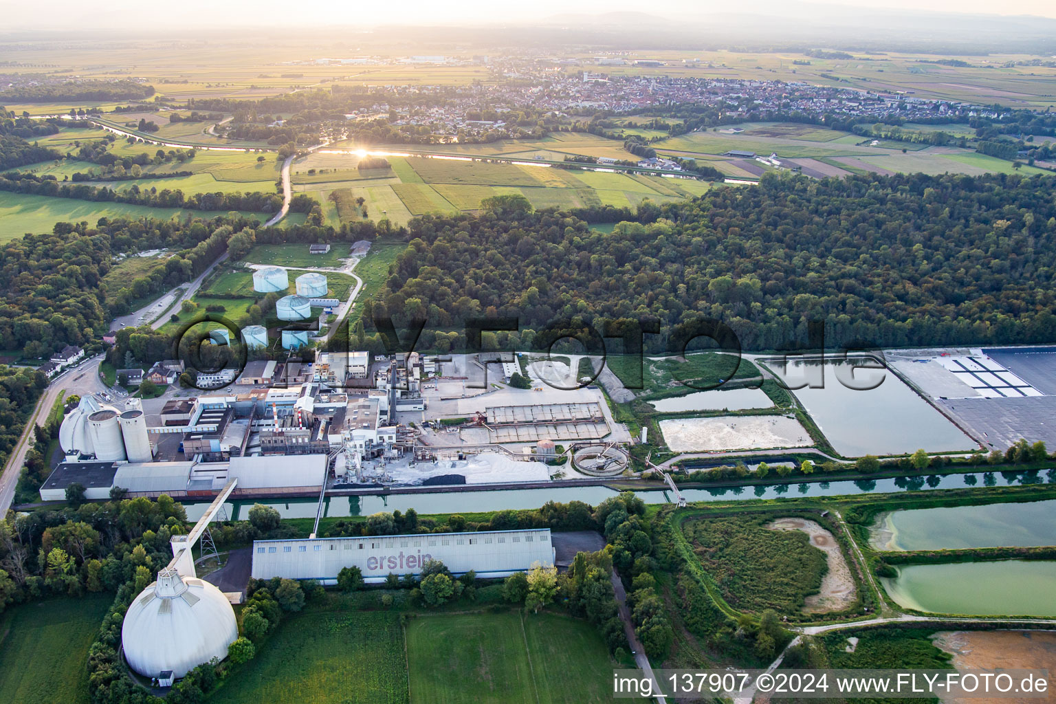 Vue d'oiseau de Sucrerie d'ERSTEIN / Cristal Union à Erstein dans le département Bas Rhin, France