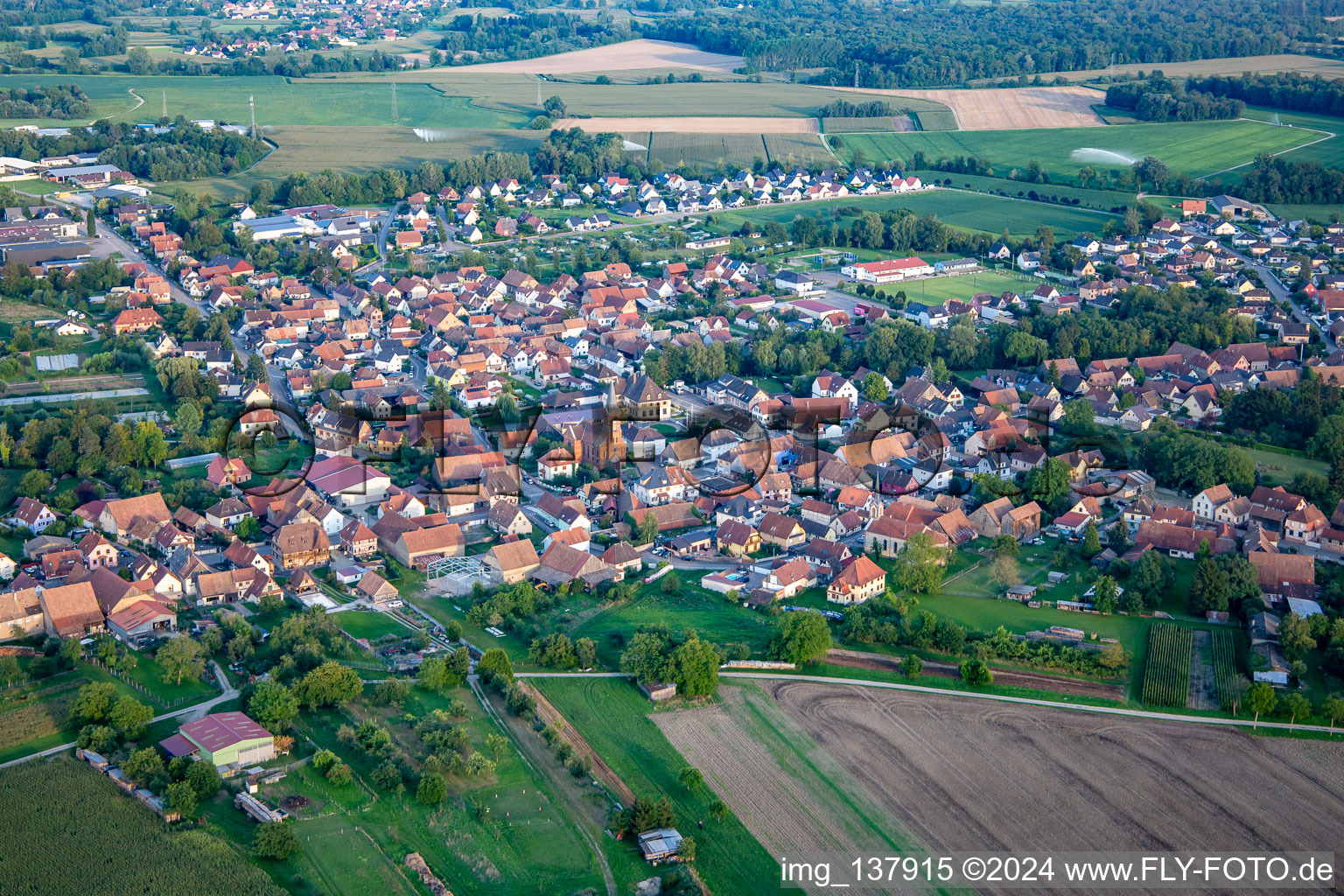 Obenheim dans le département Bas Rhin, France d'en haut