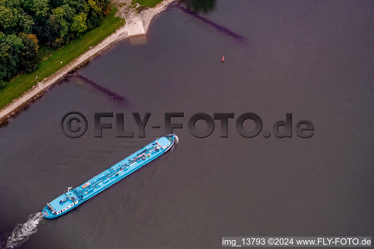 Neuburgweier, port douanier à Au am Rhein dans le département Bade-Wurtemberg, Allemagne d'en haut