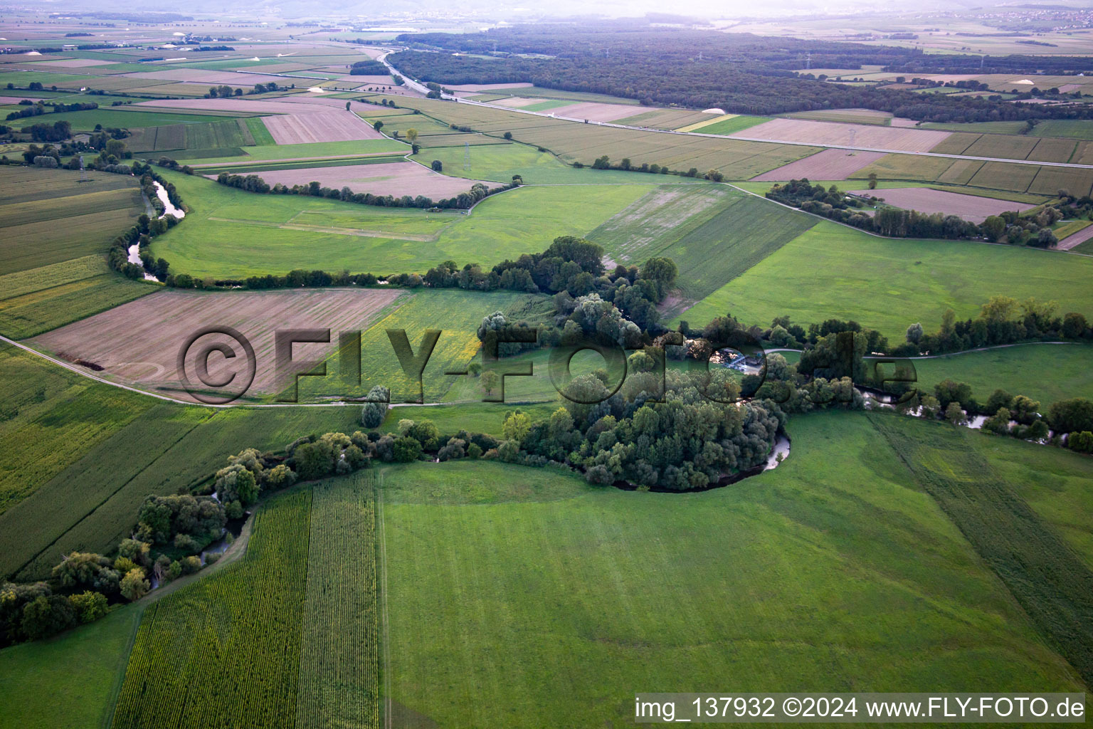 Vue aérienne de Plateforme ULM à Kogenheim dans le département Bas Rhin, France