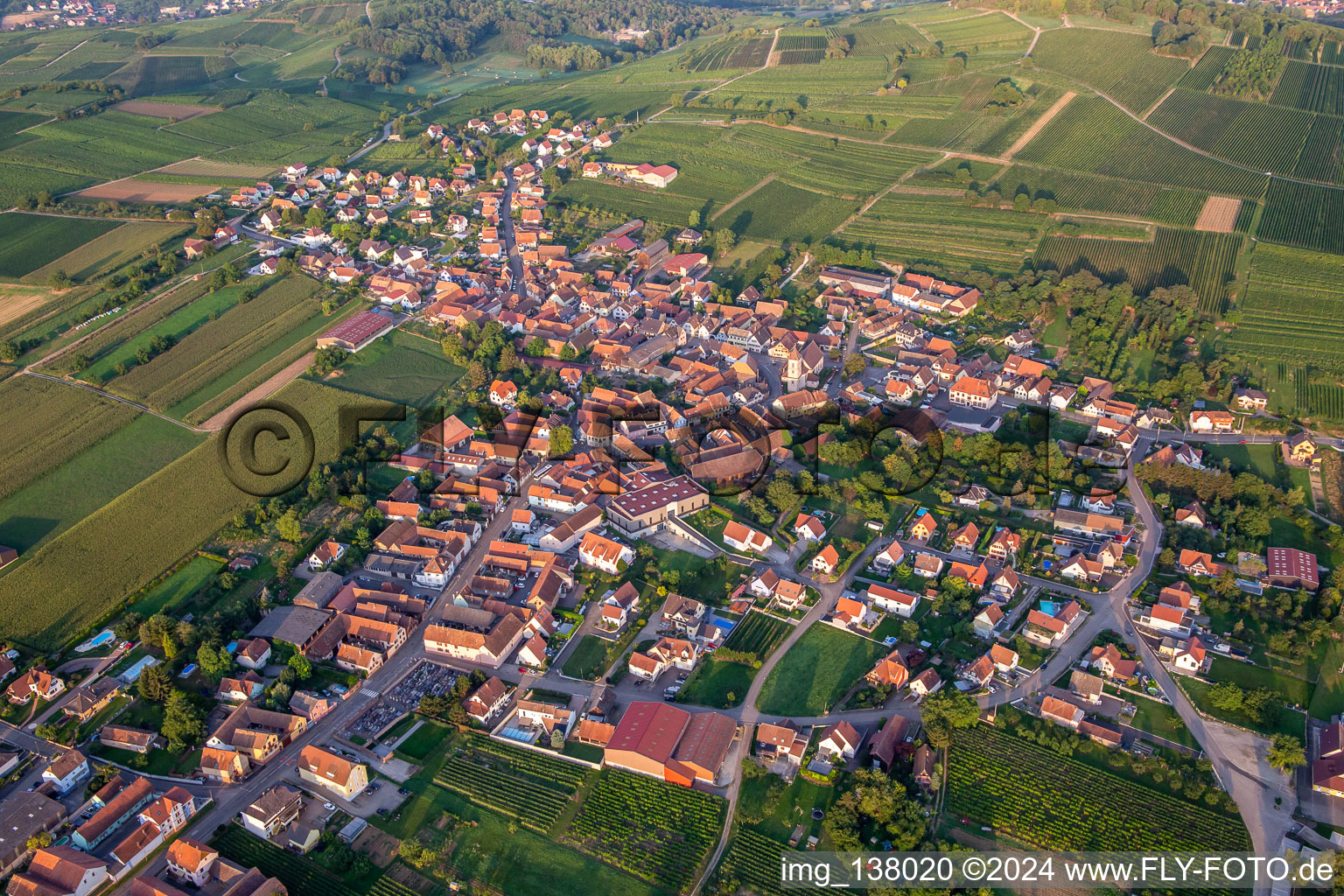 Vue oblique de Dahlenheim dans le département Bas Rhin, France