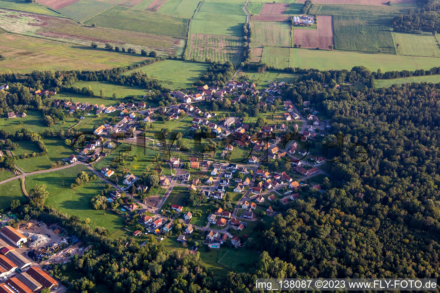 Biblisheim dans le département Bas Rhin, France vue d'en haut