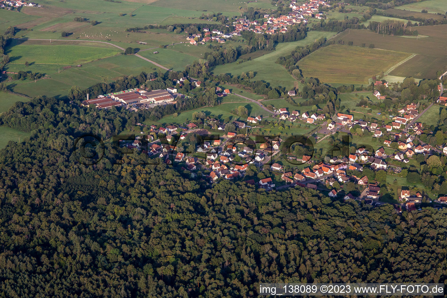 Biblisheim dans le département Bas Rhin, France depuis l'avion