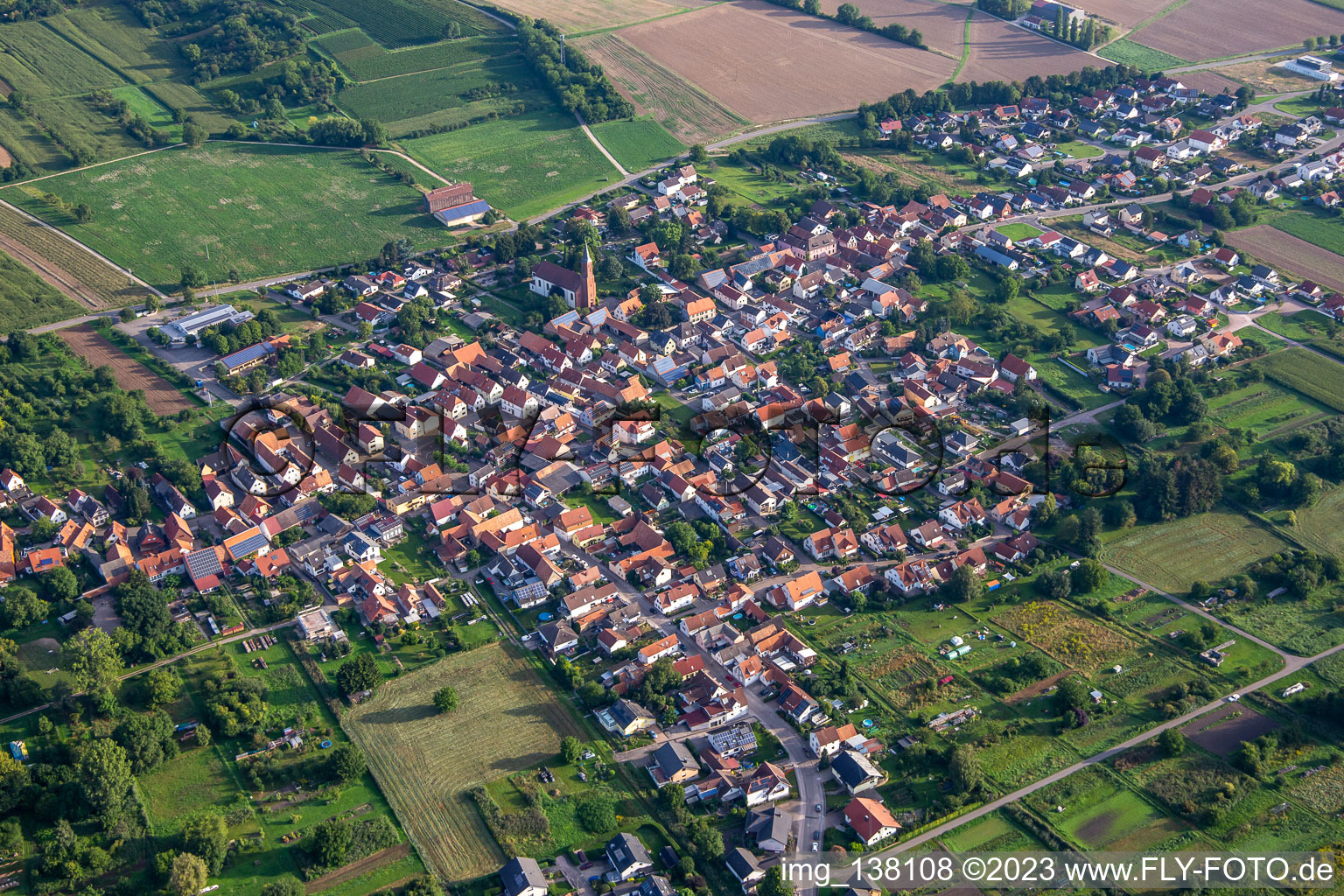 Kapsweyer dans le département Rhénanie-Palatinat, Allemagne vue d'en haut