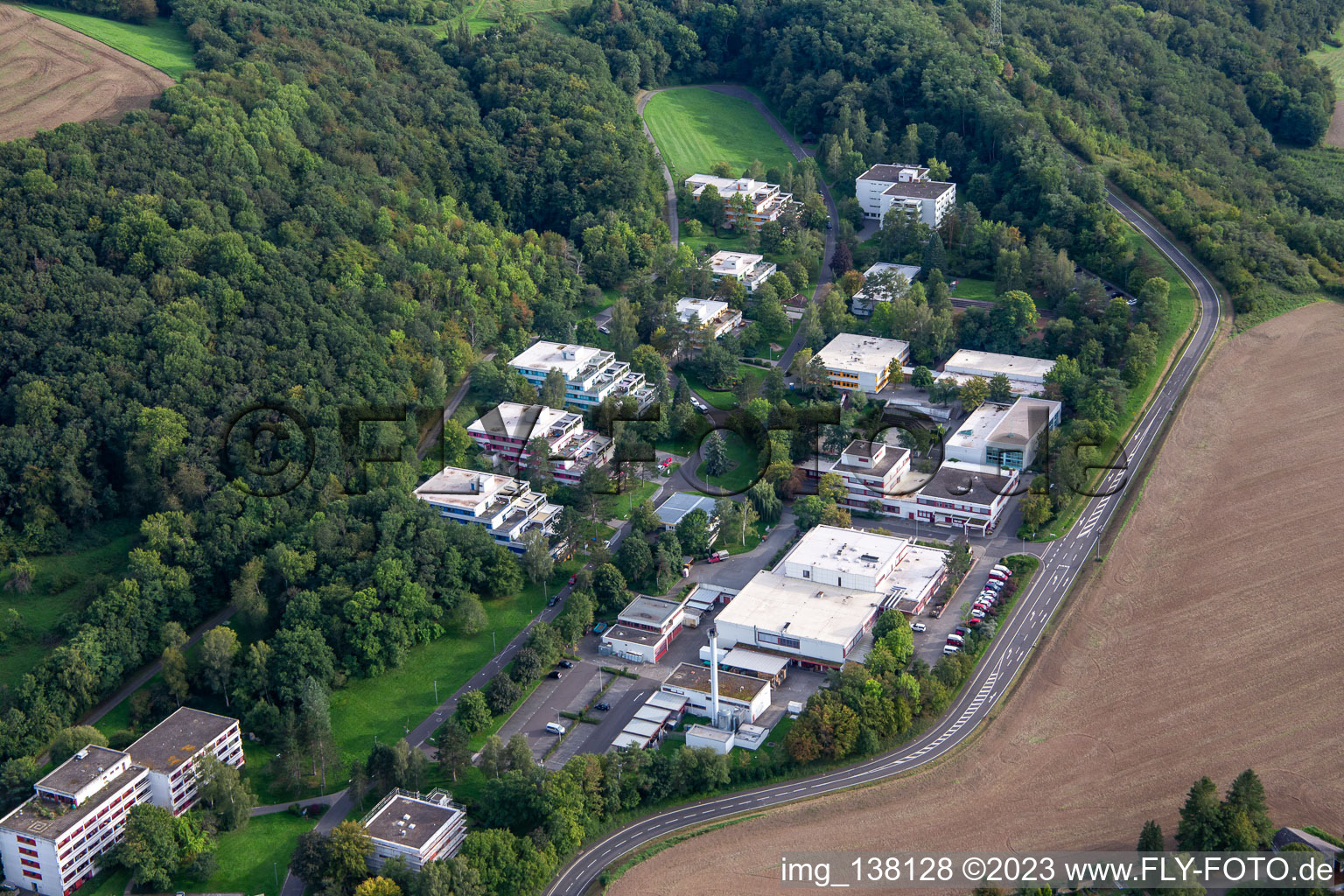 Vue aérienne de Centre Bodelschwingh dans l'atelier Diakonie Meisenheim à Meisenheim dans le département Rhénanie-Palatinat, Allemagne