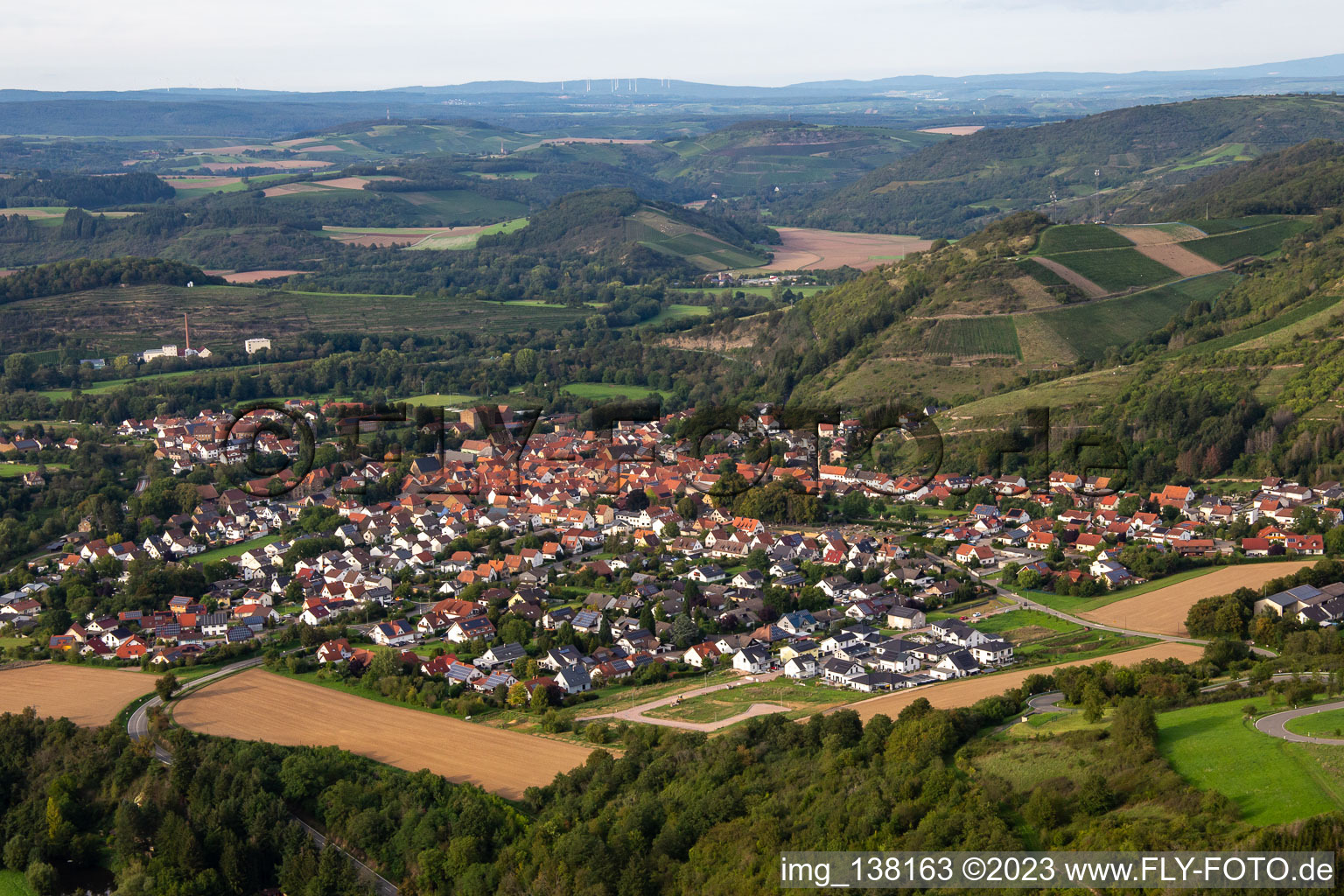Enregistrement par drone de Odernheim am Glan dans le département Rhénanie-Palatinat, Allemagne