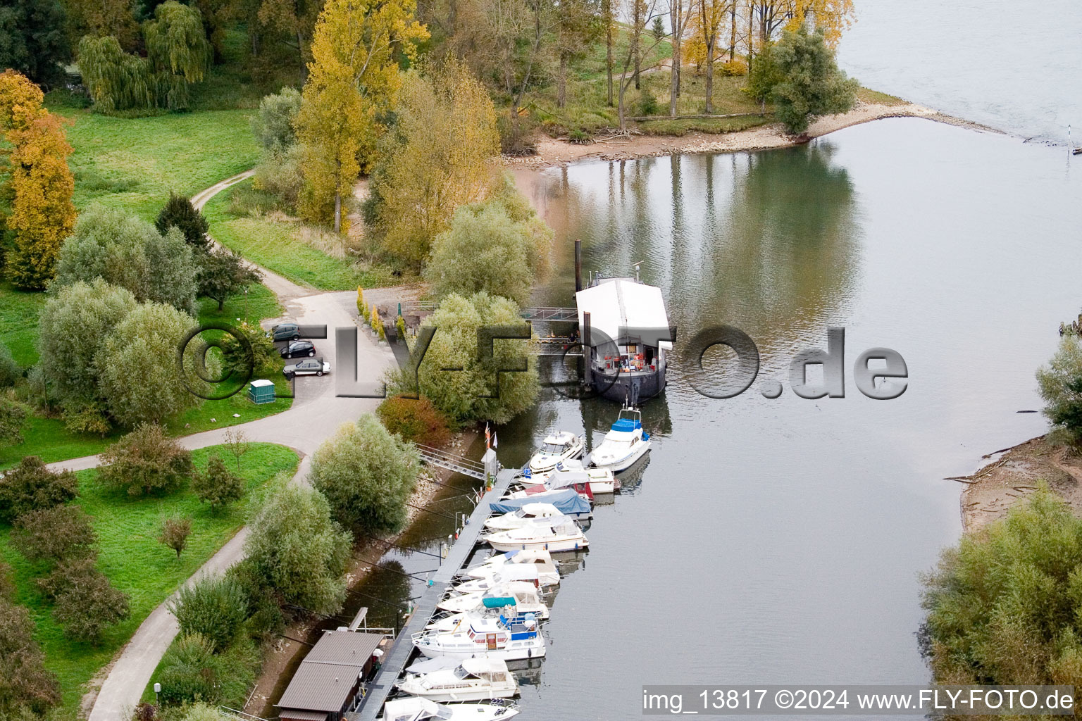 Enregistrement par drone de Quartier Neuburg in Neuburg am Rhein dans le département Rhénanie-Palatinat, Allemagne