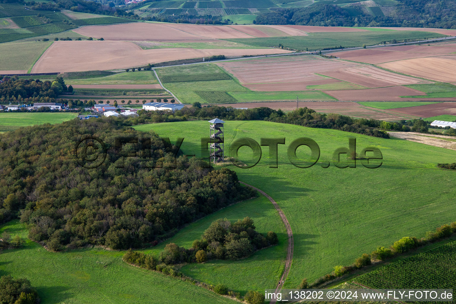 Vue aérienne de Tour Heimberg Schloßböckelheim à Schloßböckelheim dans le département Rhénanie-Palatinat, Allemagne