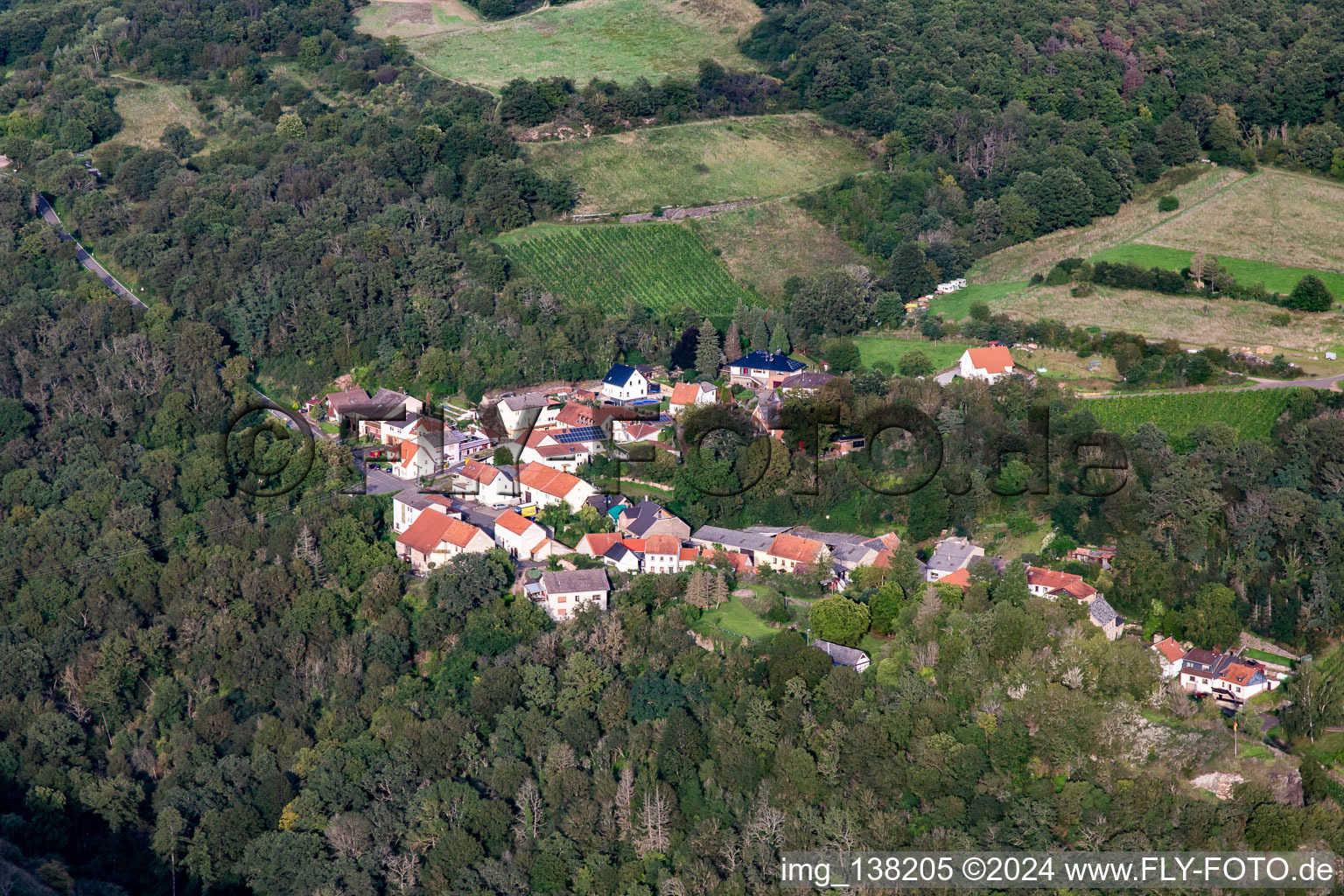 Vue aérienne de Felsenberghof à Schloßböckelheim dans le département Rhénanie-Palatinat, Allemagne