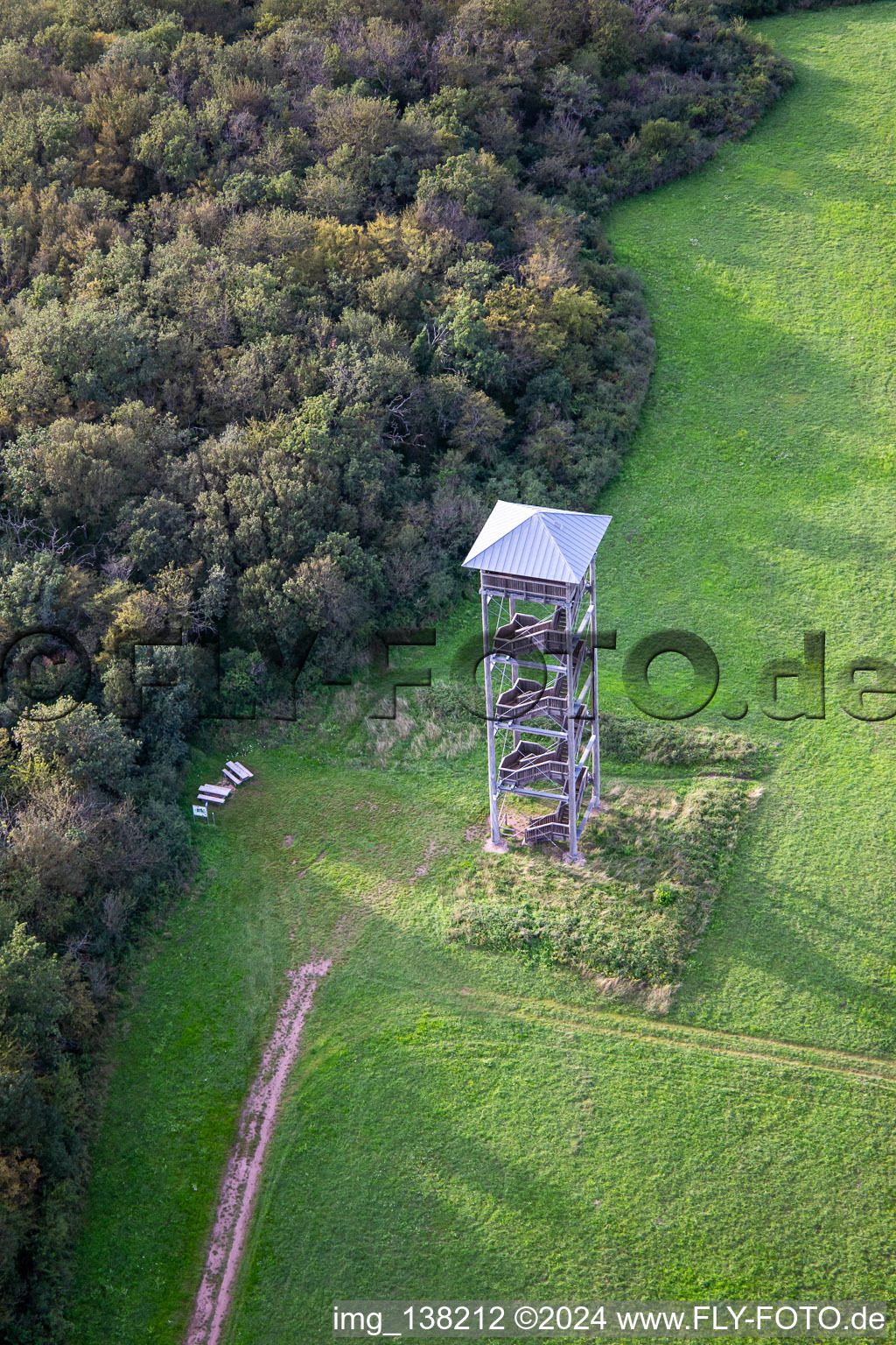 Tour Heimberg Schloßböckelheim à Schloßböckelheim dans le département Rhénanie-Palatinat, Allemagne d'en haut