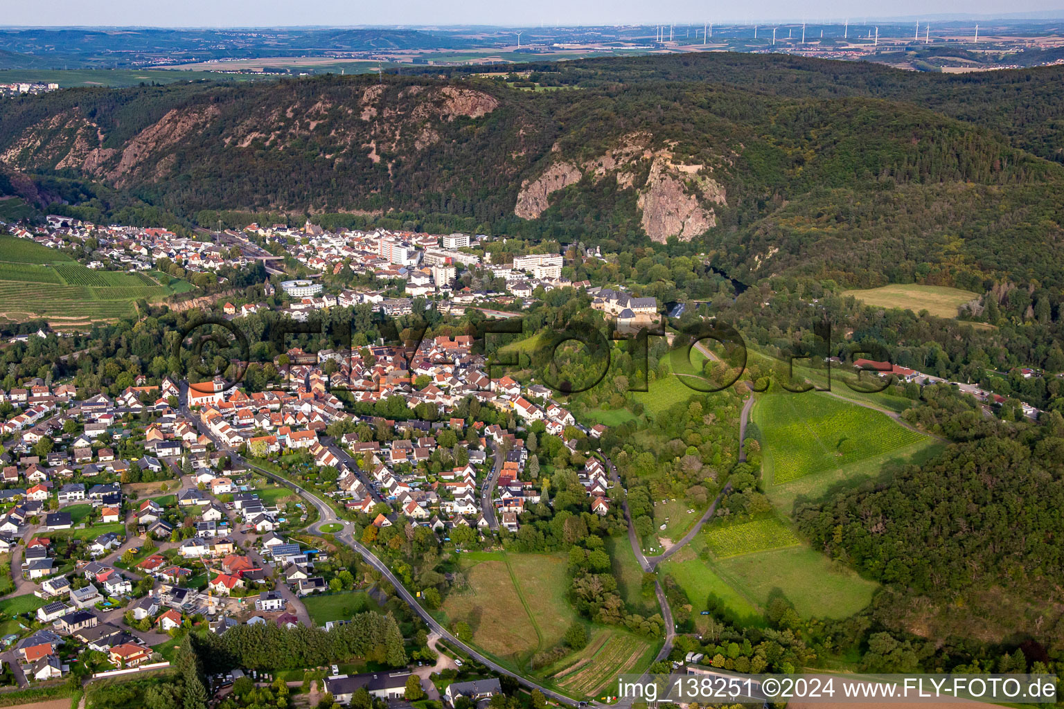 Photographie aérienne de De l'ouest à le quartier Ebernburg in Bad Kreuznach dans le département Rhénanie-Palatinat, Allemagne