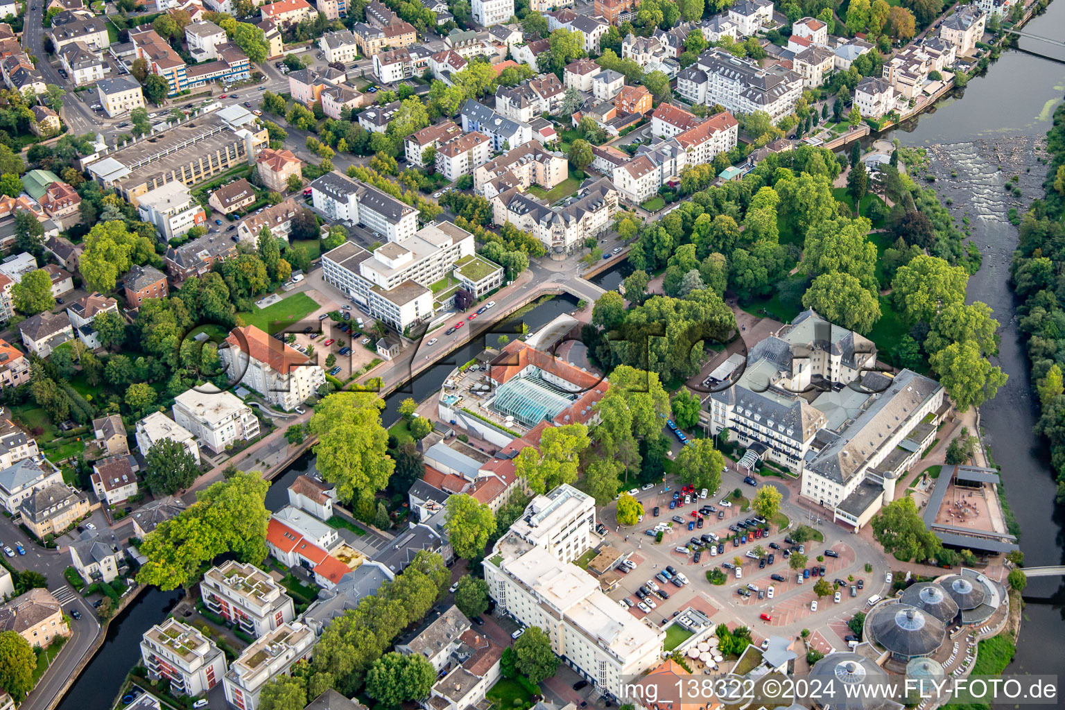 Vue oblique de PK Parkhotel Kurhaus à Bad Kreuznach dans le département Rhénanie-Palatinat, Allemagne