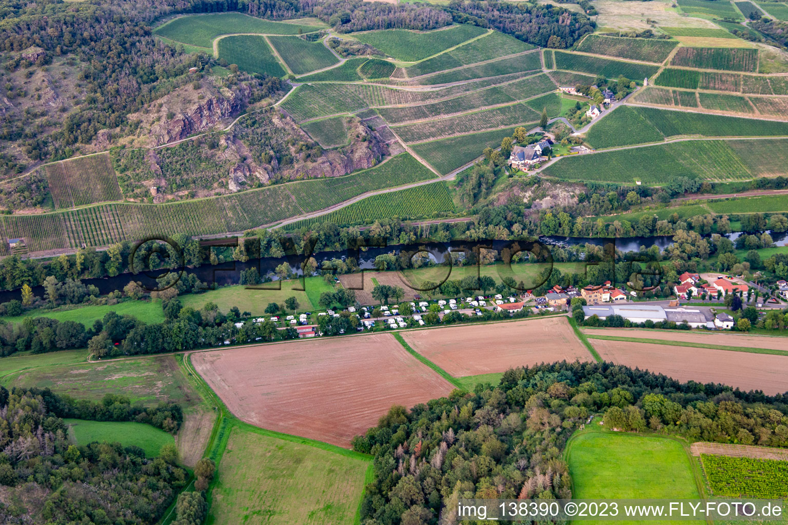 Vue aérienne de Camping Nahetal depuis le sud à Oberhausen an der Nahe dans le département Rhénanie-Palatinat, Allemagne