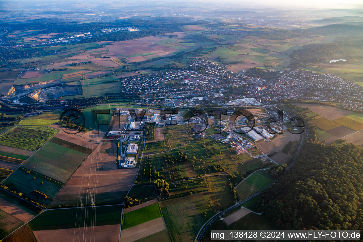 Vue aérienne de Du sud à Knittlingen dans le département Bade-Wurtemberg, Allemagne