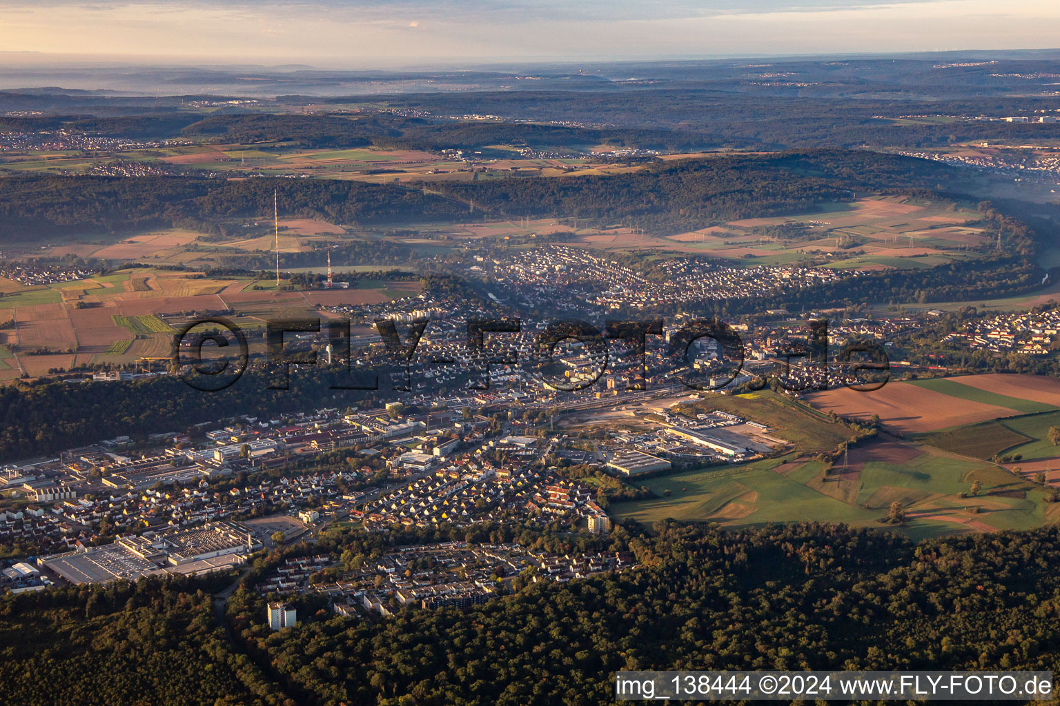 Vue aérienne de Du nord à Mühlacker dans le département Bade-Wurtemberg, Allemagne