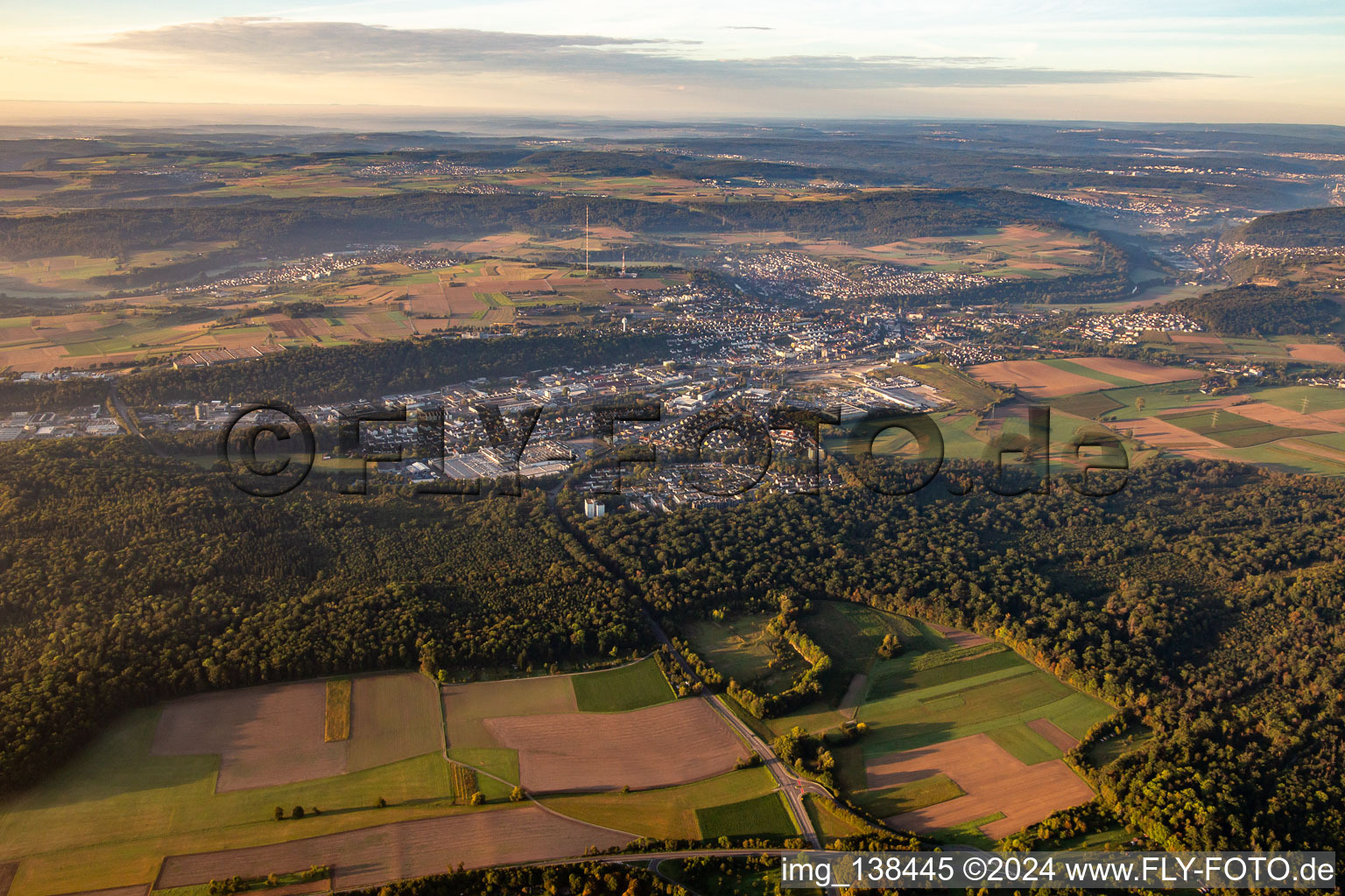 Vue aérienne de Du nord à Mühlacker dans le département Bade-Wurtemberg, Allemagne